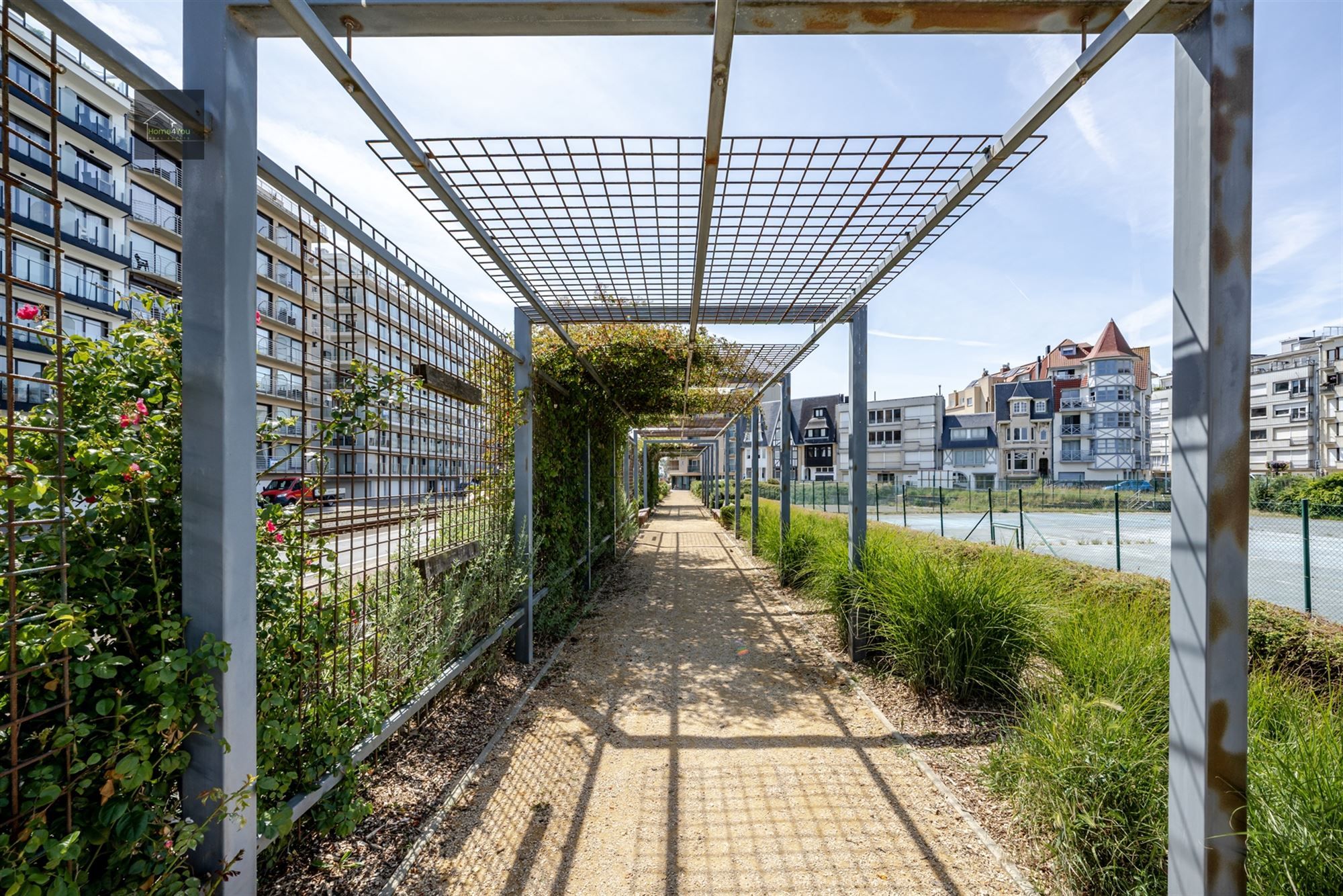 Gerenoveerde, bemeubelde studio met prachtig polderzicht. foto 15