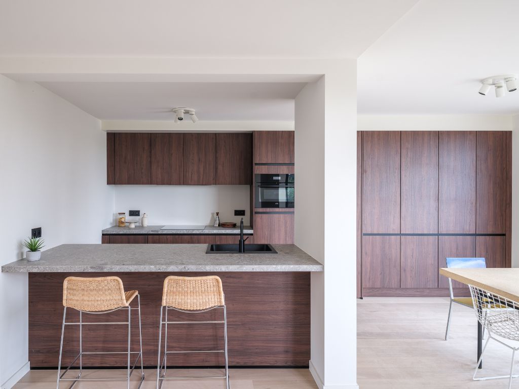 Hoogwaardig gerenoveerde gezinswoning met 4 slaapkamers en landelijke zichten – nabij station Hansbeke foto 4