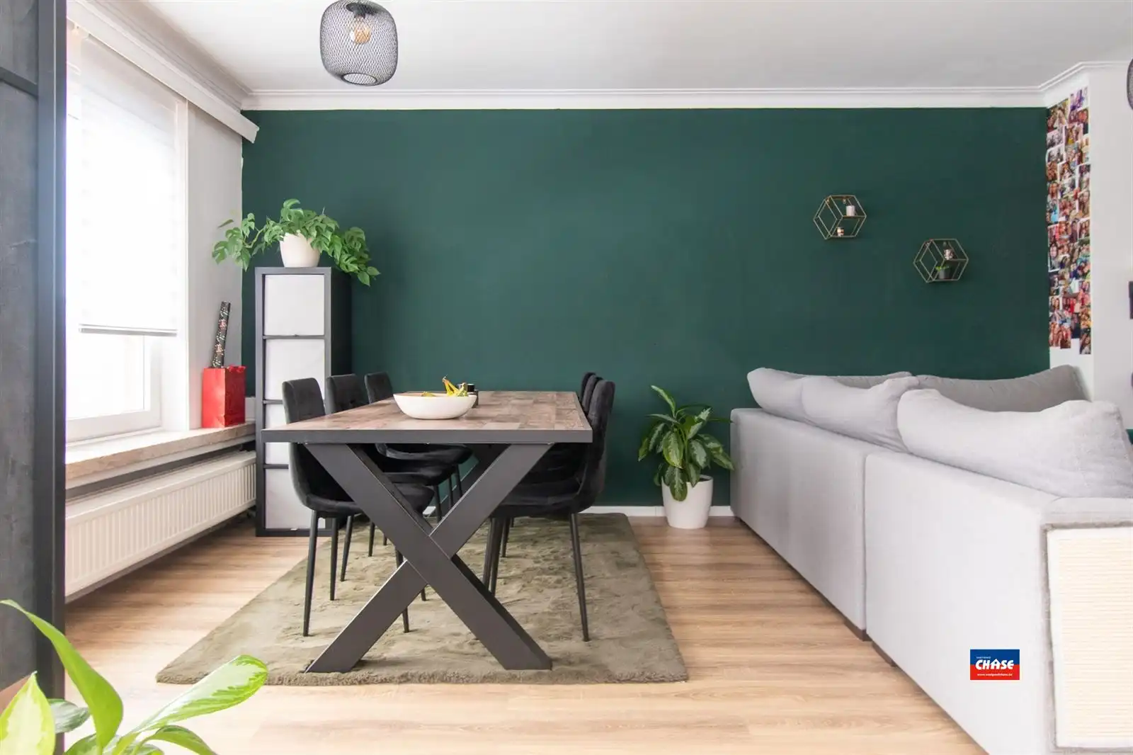 Instapklaar 2-slaapkamer appartement met terras foto 3
