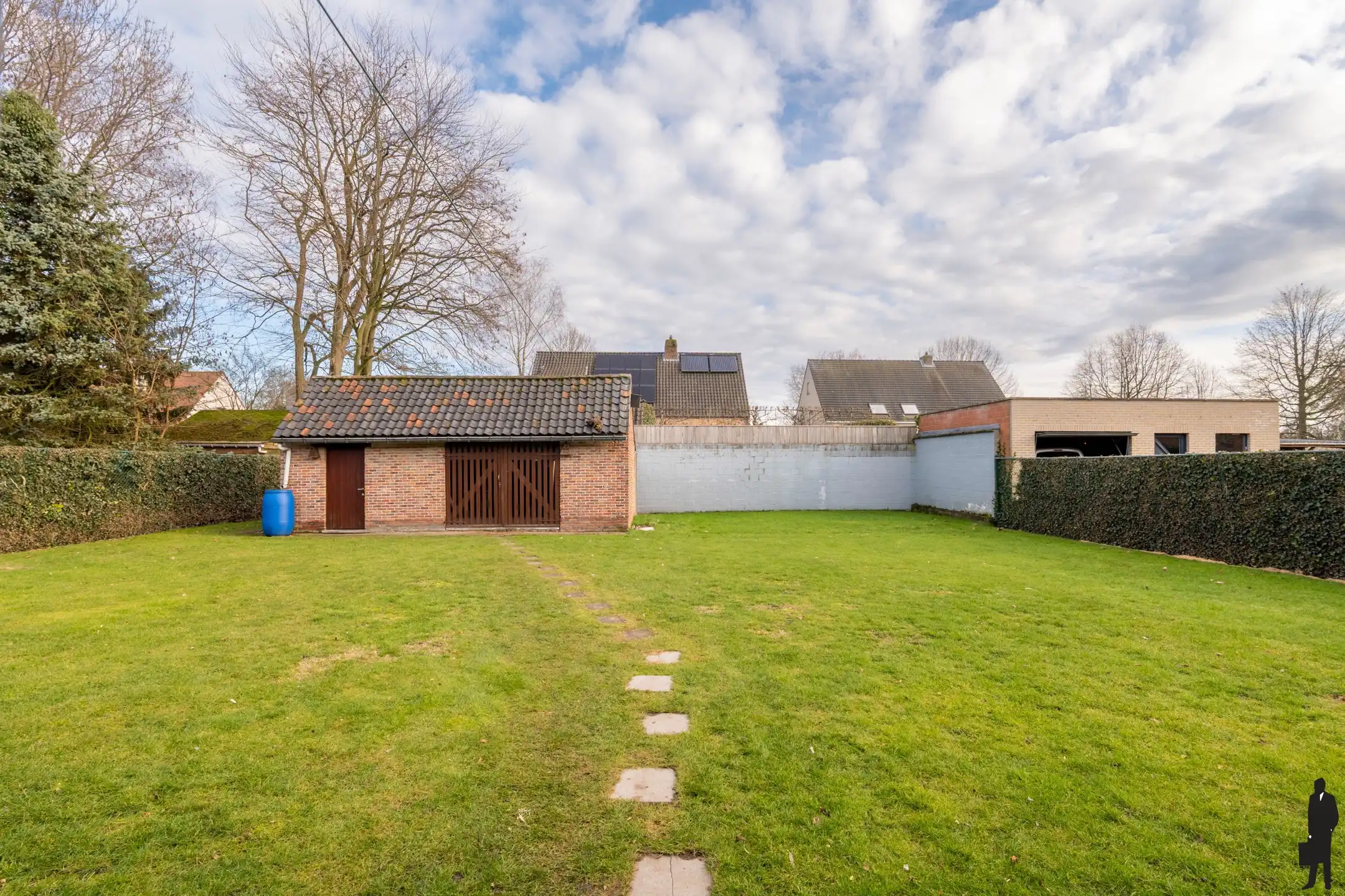 Vrijstaande woning met garage in doodlopende straat foto 18
