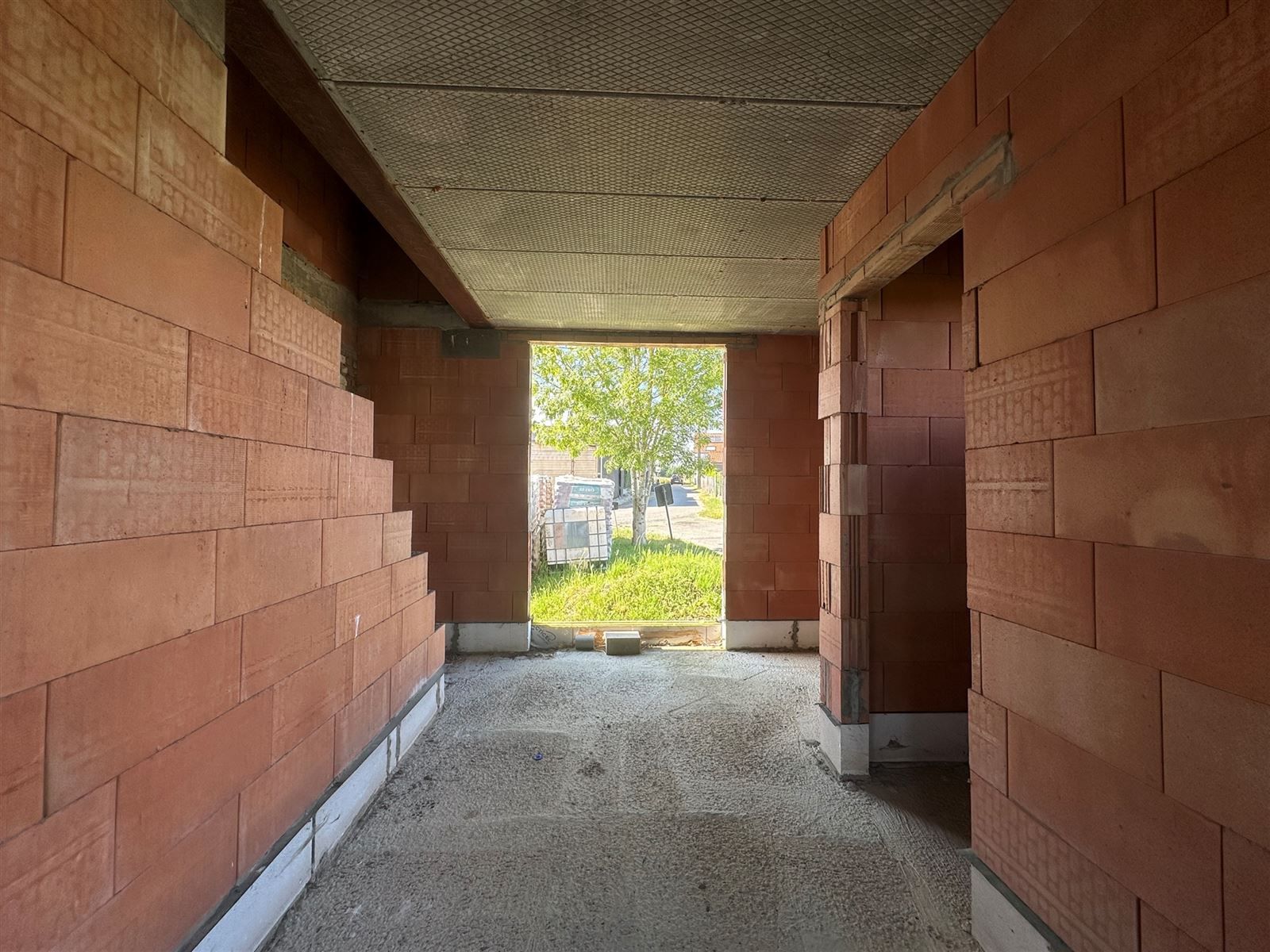 Verder af te werken renovatieproject op prachtige ligging! foto 5