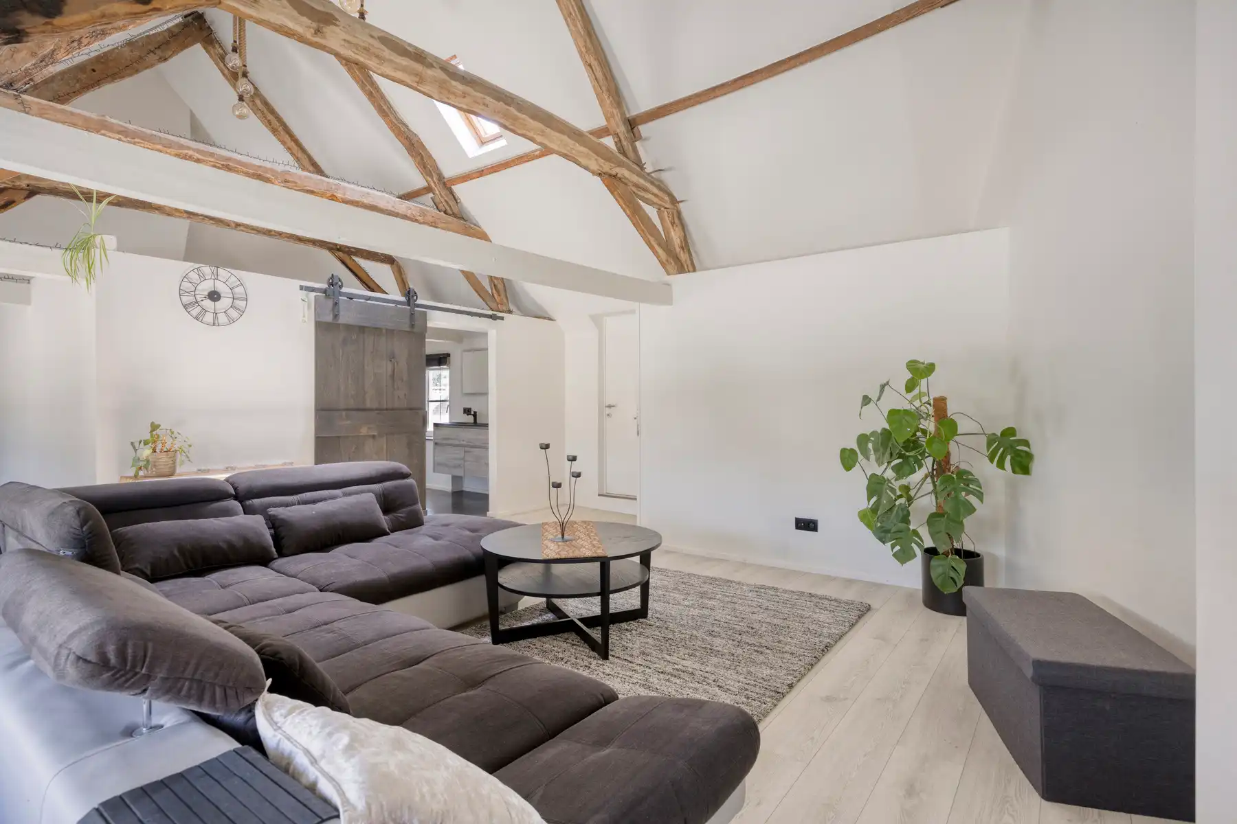 Hoofdfoto van de publicatie: Zeer leuke woning in het dorpscentrum van Nederhasselt