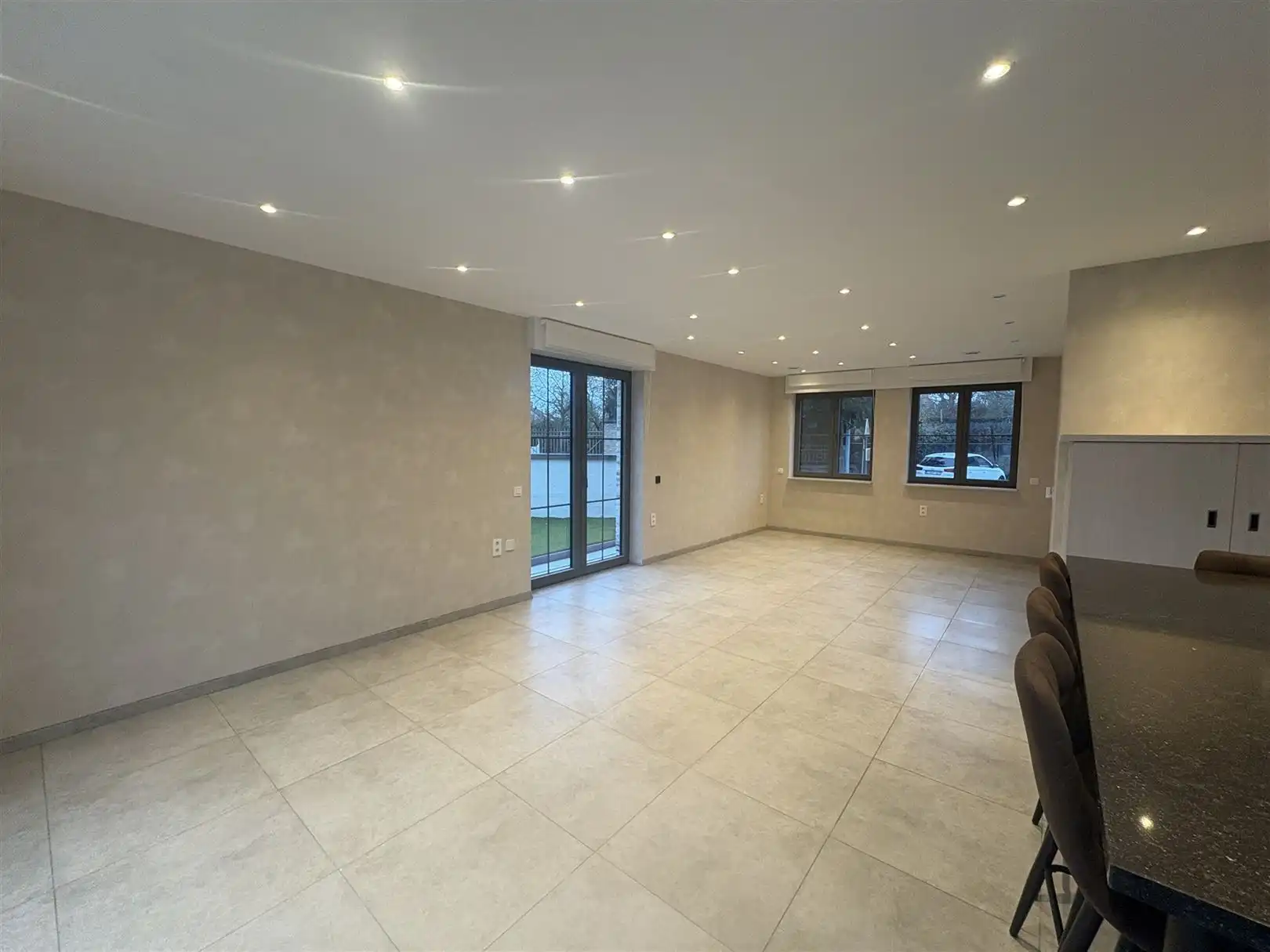 Woning te huur met luxe en elegante afwerking! foto 4