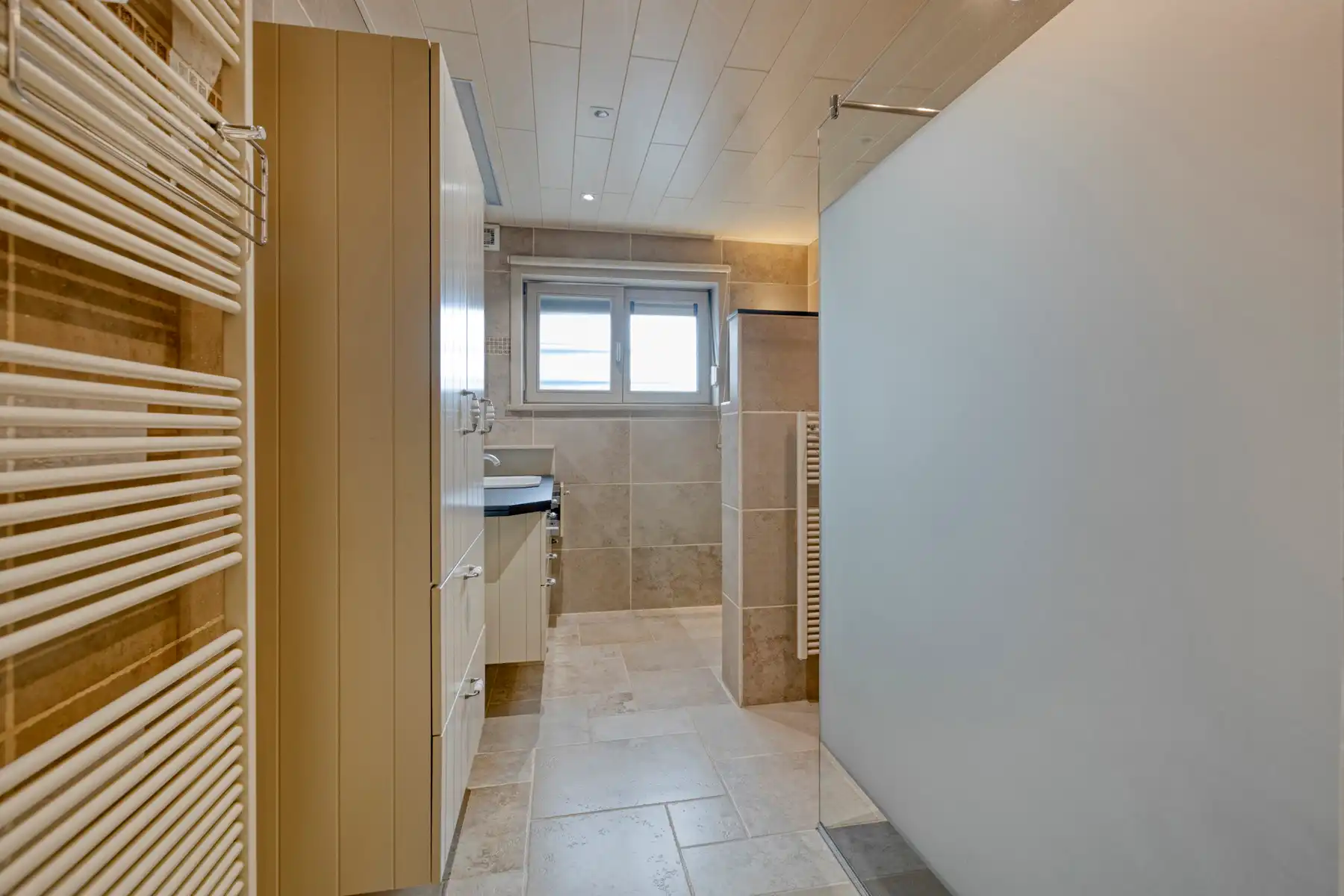 Vrijstaande woning met uitzonderlijke grote tuin in dorpskern Geistingen (Kinrooi) foto 15