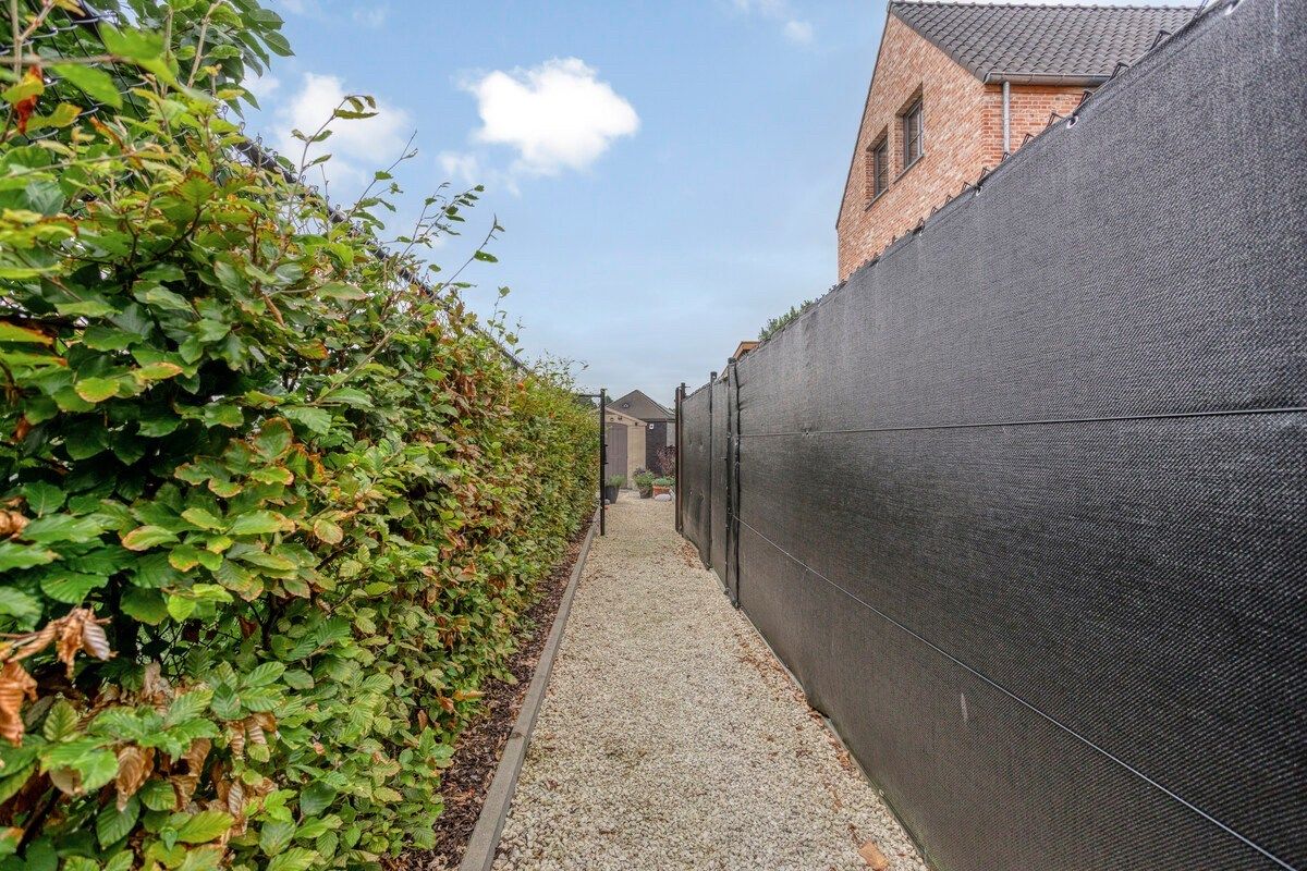 Gelijkvloers BEN-appartement met grote privétuin en parkeerplaats foto 23