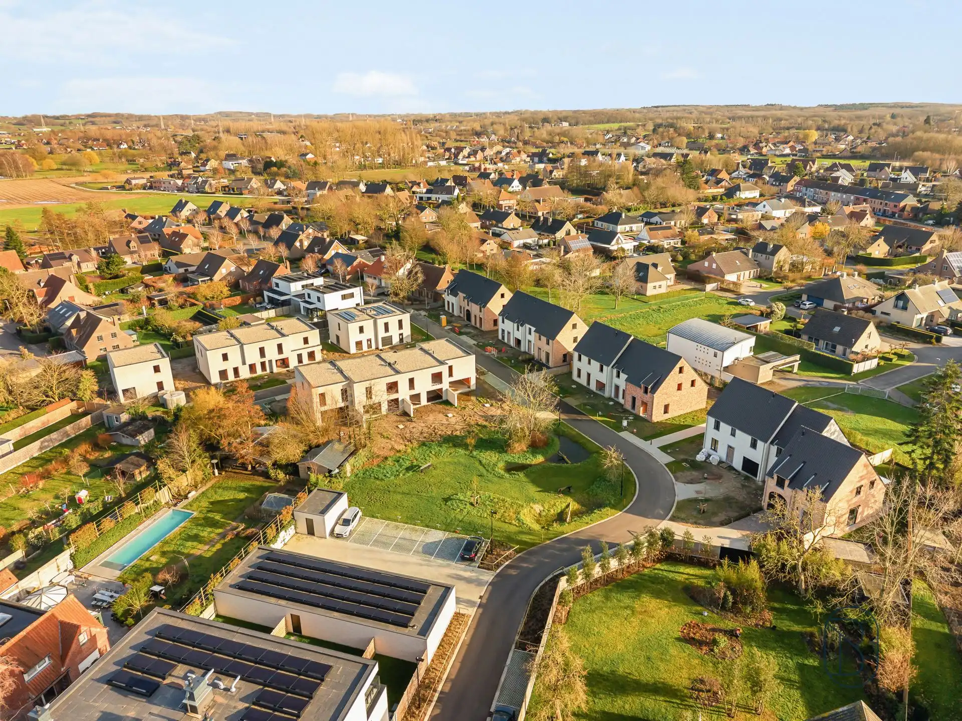 Moderne en landelijke nieuwbouwwoning nabij centrum Waregem! foto 4