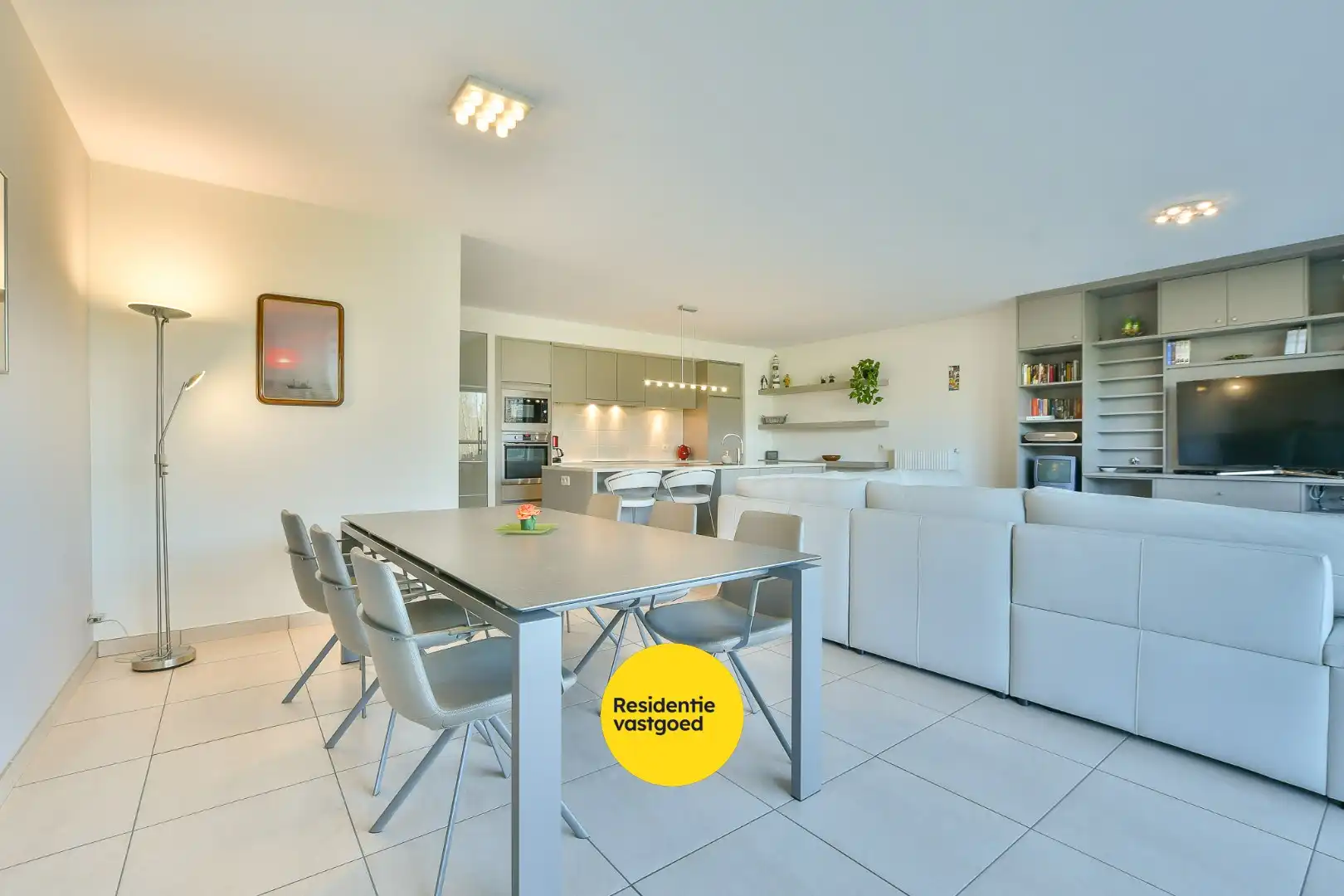 Luxueus afgewerkt 2-slaapkamerappartement met terrassen en tuin op toplocatie! foto 13