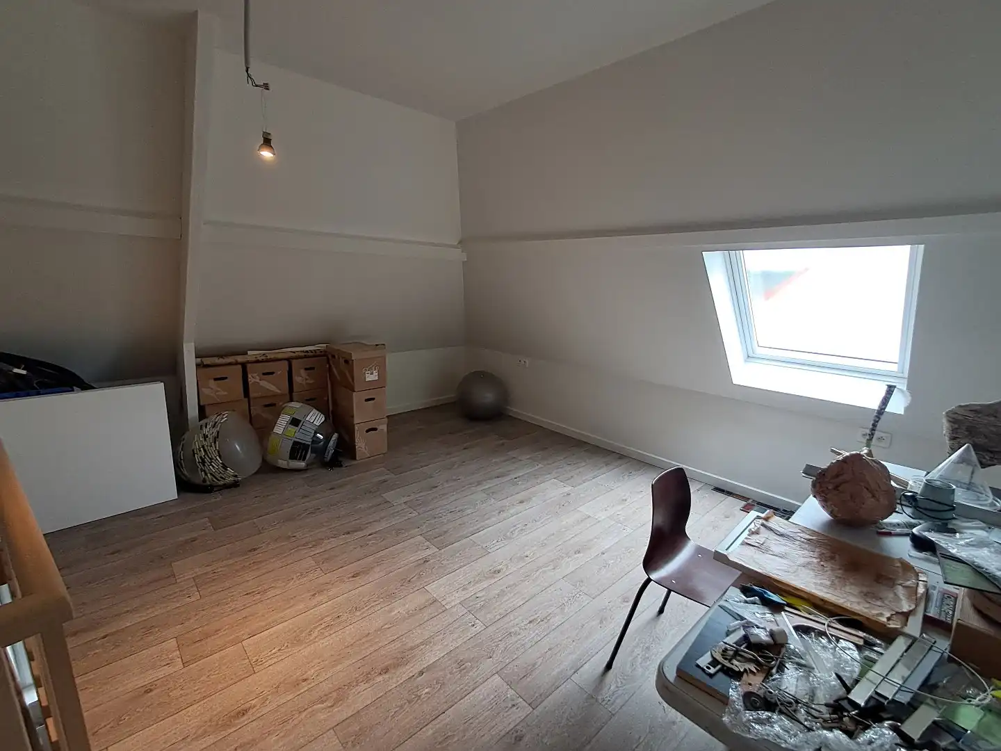  Halfopen woning te Sint-Kruis! foto 13