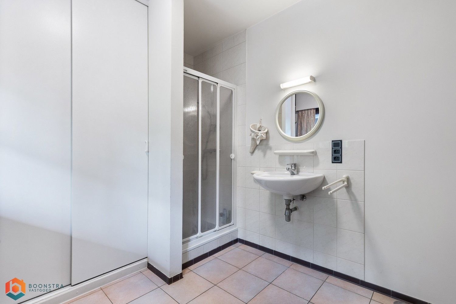 Instapklare villa met 4 slpkrs op perceel van 1320 m² te St-Katlijne-Waver foto 15