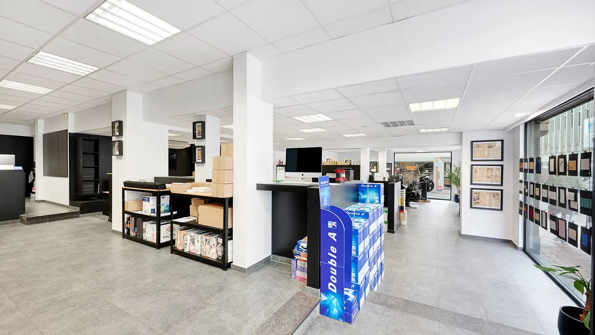 Mooi handelspand (179 m²) met brede etalage te Heist foto 2