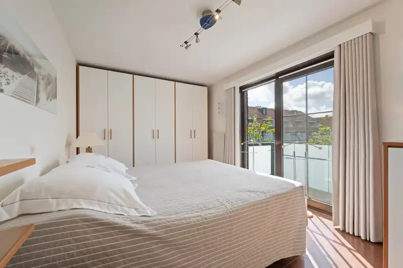 Verzorgde halfopen bebouwing met vele mogelijkheden te De Haan. foto 27