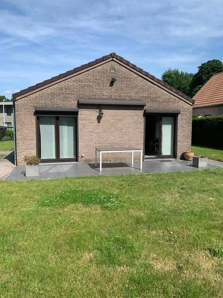 Rustig gelegen, instapklare bungalow met 2 slaapkamers foto 13