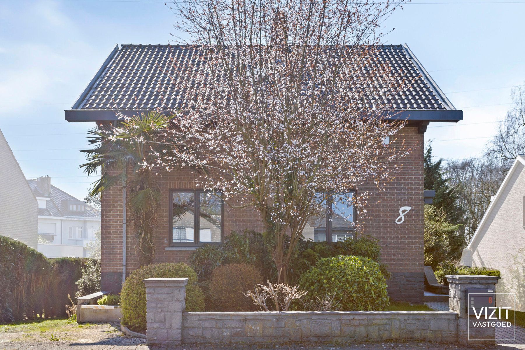 Uitstekend gelegen villa met 4 slaapkamers foto 2