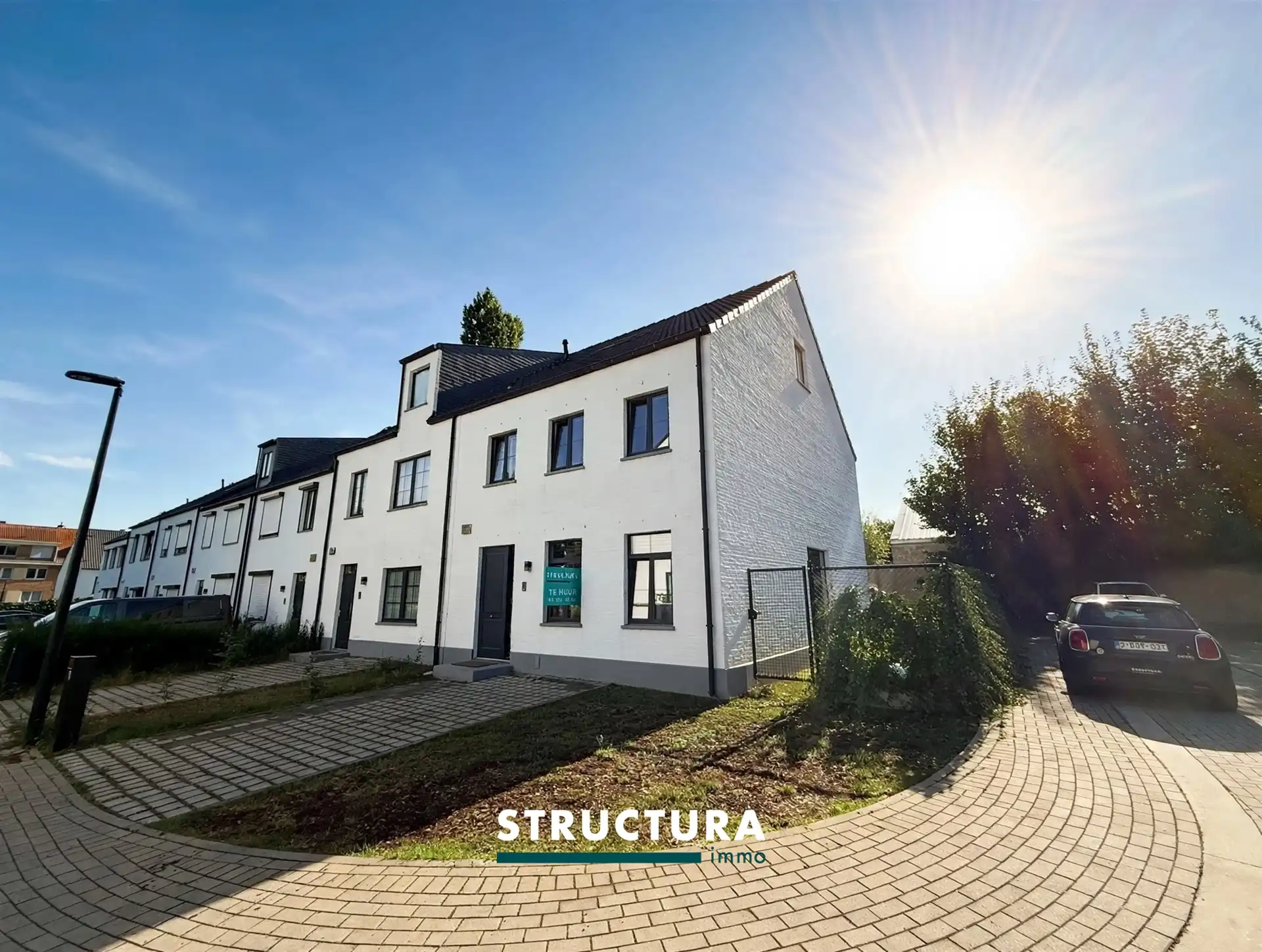 Nieuwbouw woning met drie slaapkamers foto 2