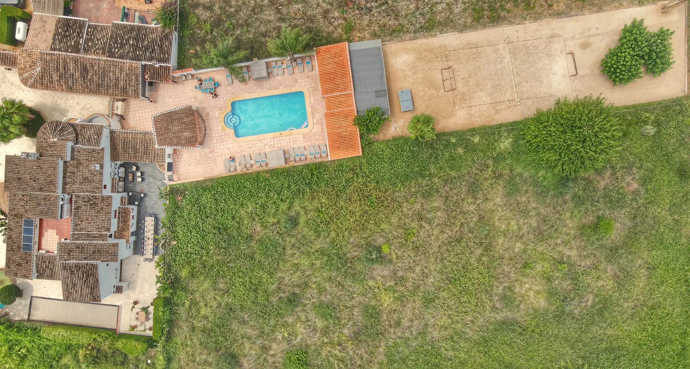 Unieke investeringsvilla met 11 slaapkamers in Jávea foto 44