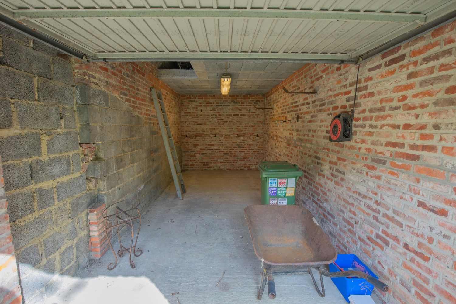 Charmante halfopen woning met 3 slaapkamers, ruime garage en gunstige ligging in Holsbeek foto 17