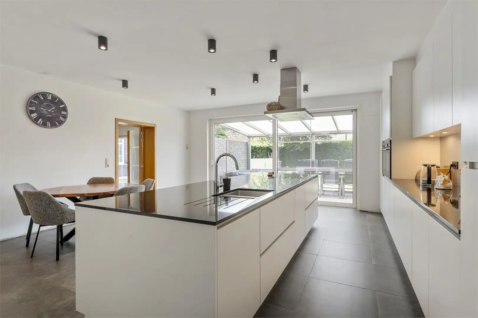Huis te koop foto 8