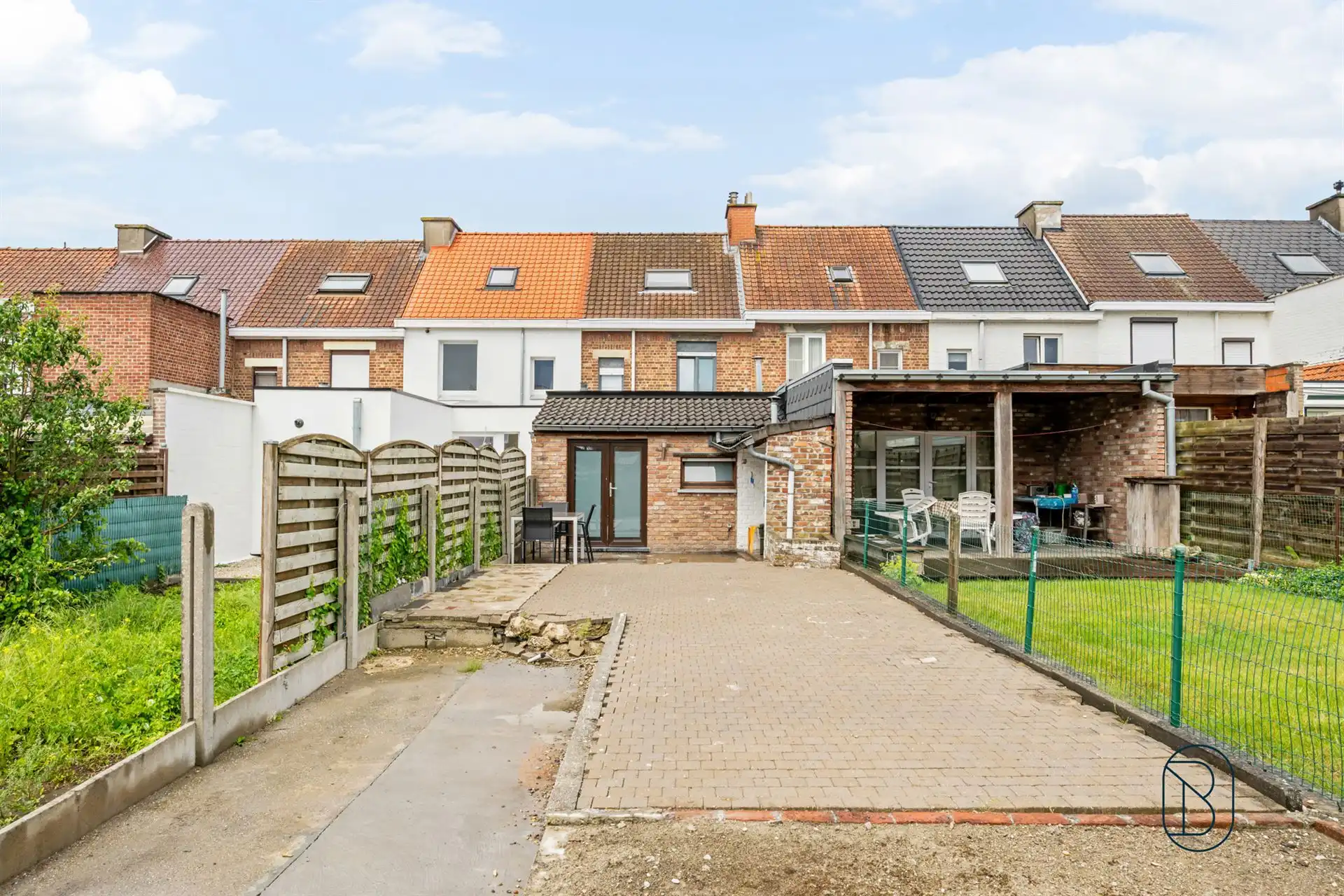 TOPPER! Rustig gelegen gerenoveerde woning met 3 slpk&tuin foto 5