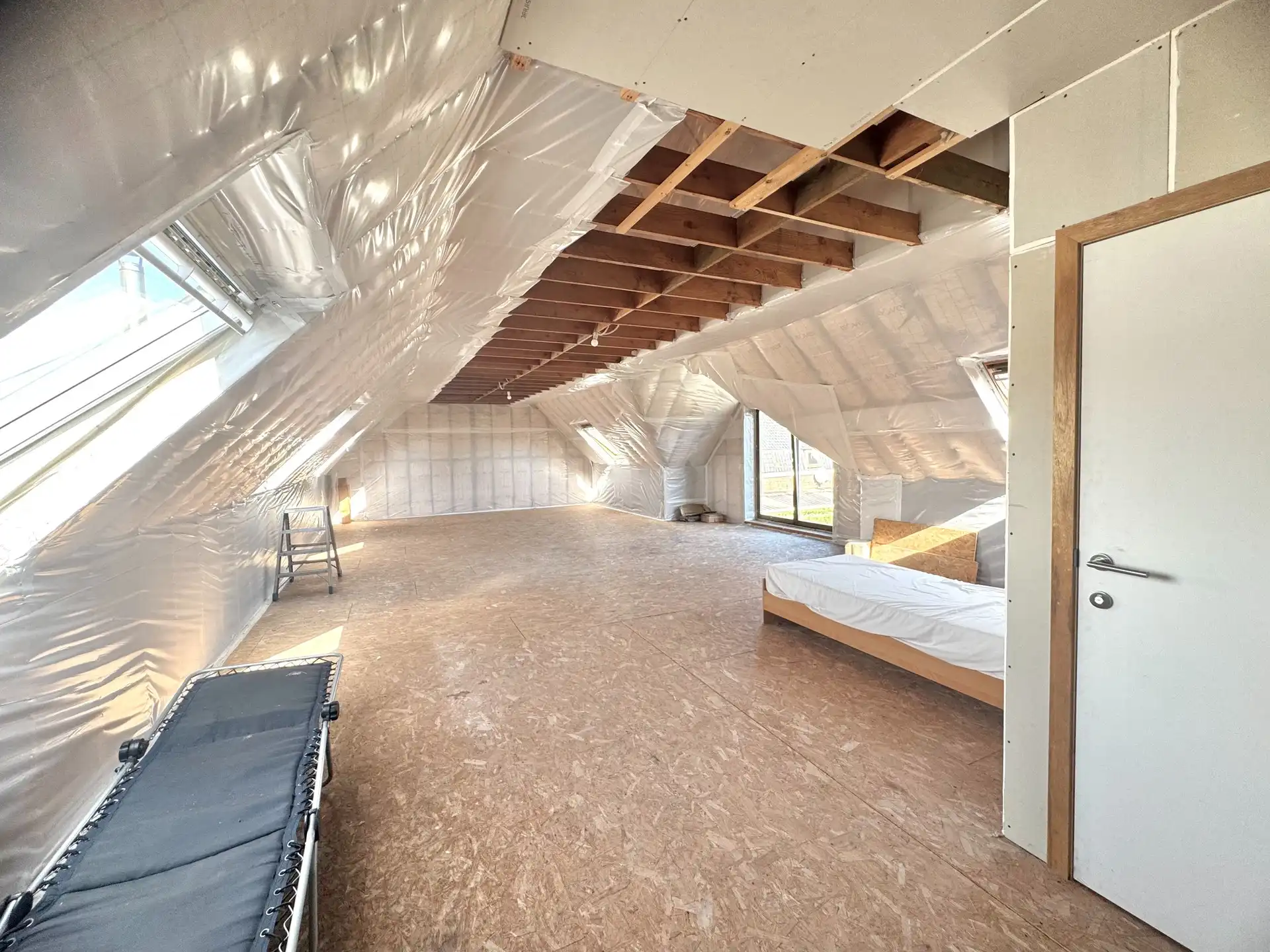 MAGAZIJNRUIMTE 350 M² | BUREEL | KOER | CASCO APPARTEMENT | 714 M² foto 16