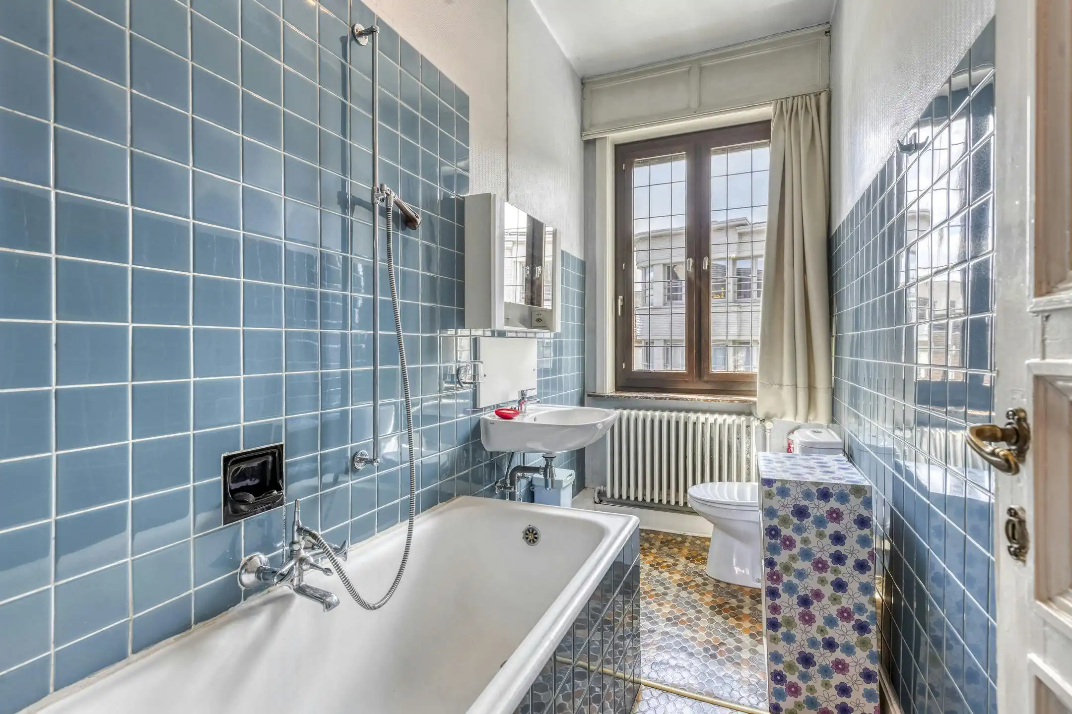 Handelshuis te koop in Gullegem foto 21