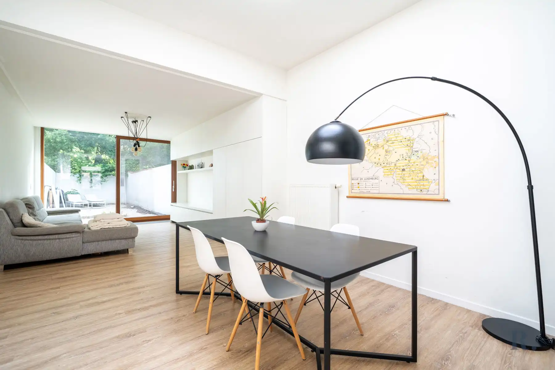 Instapklare stadswoning op toplocatie! foto 5