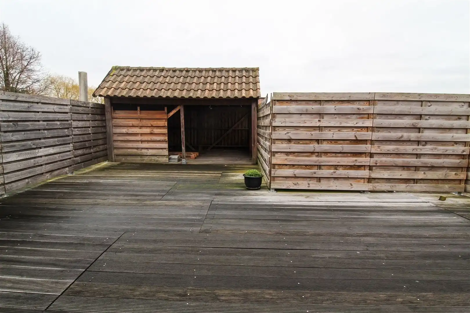 Verrassend ruime duplex aan stadsrand Sint-Niklaas foto 16