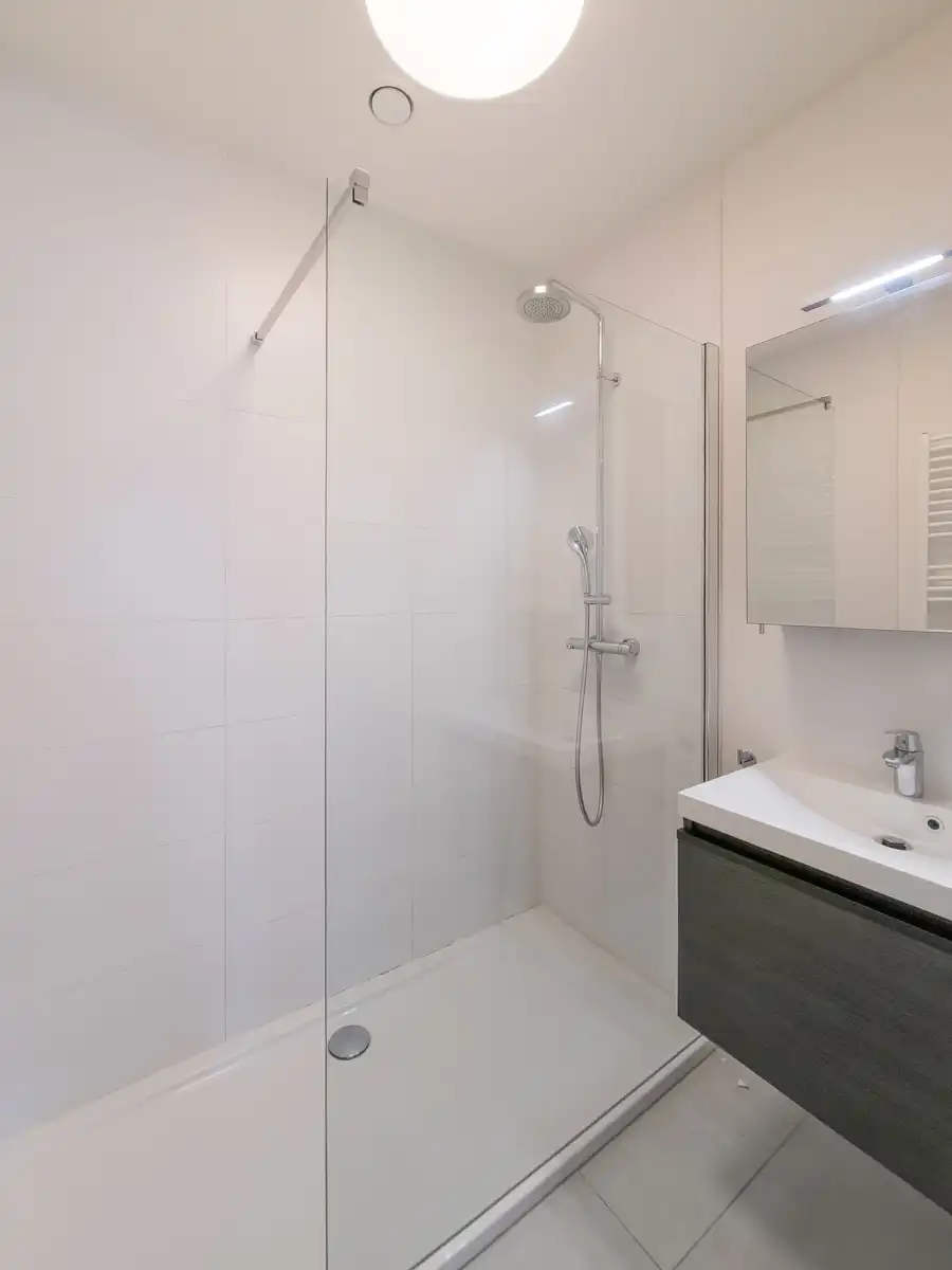 Gezellig gemeubeld 2-slaapkamer appartement met groot terras foto 10
