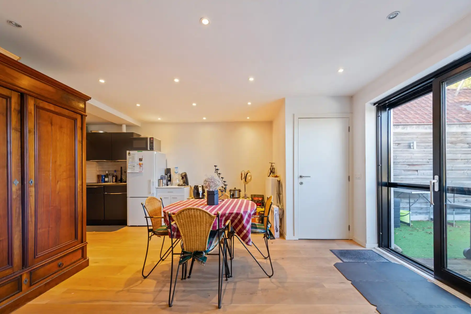 Ruime duplex met zonnig terras en garage van 40m2 foto 5