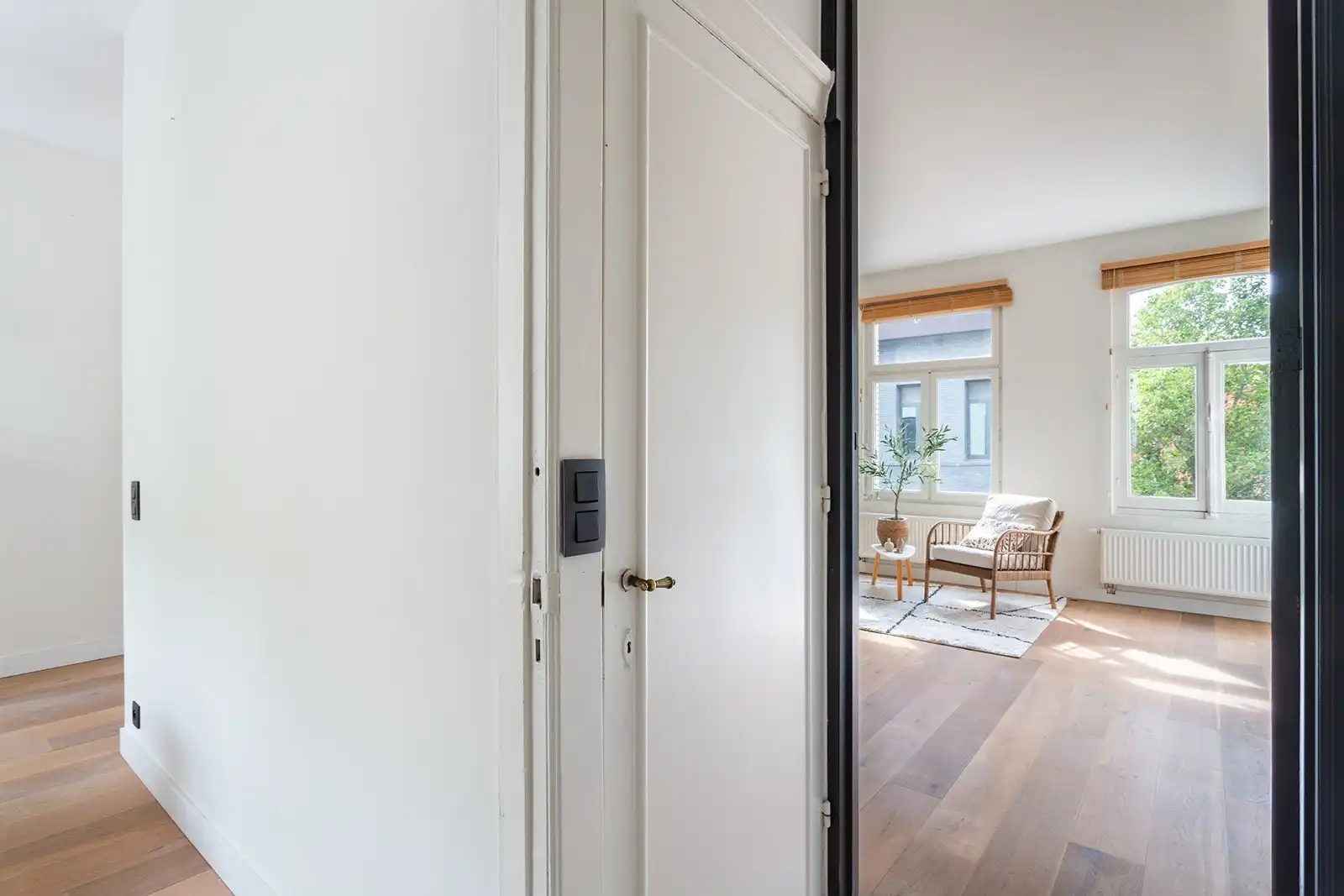 Duplex met terras in bruisende buurt foto 27