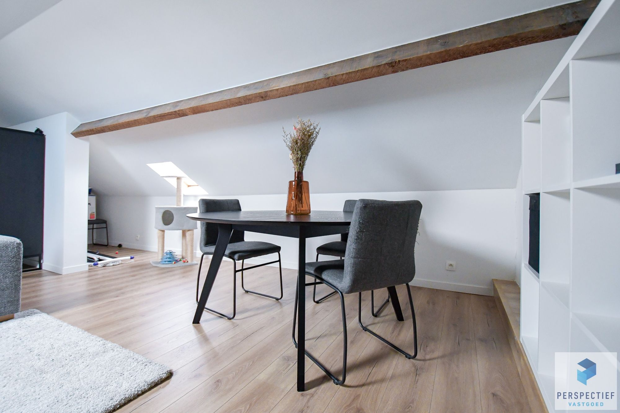 LICHTRIJK DUPLEX-APPARTEMENT (94 m²) MET 2 SLAAPKAMERS foto 5