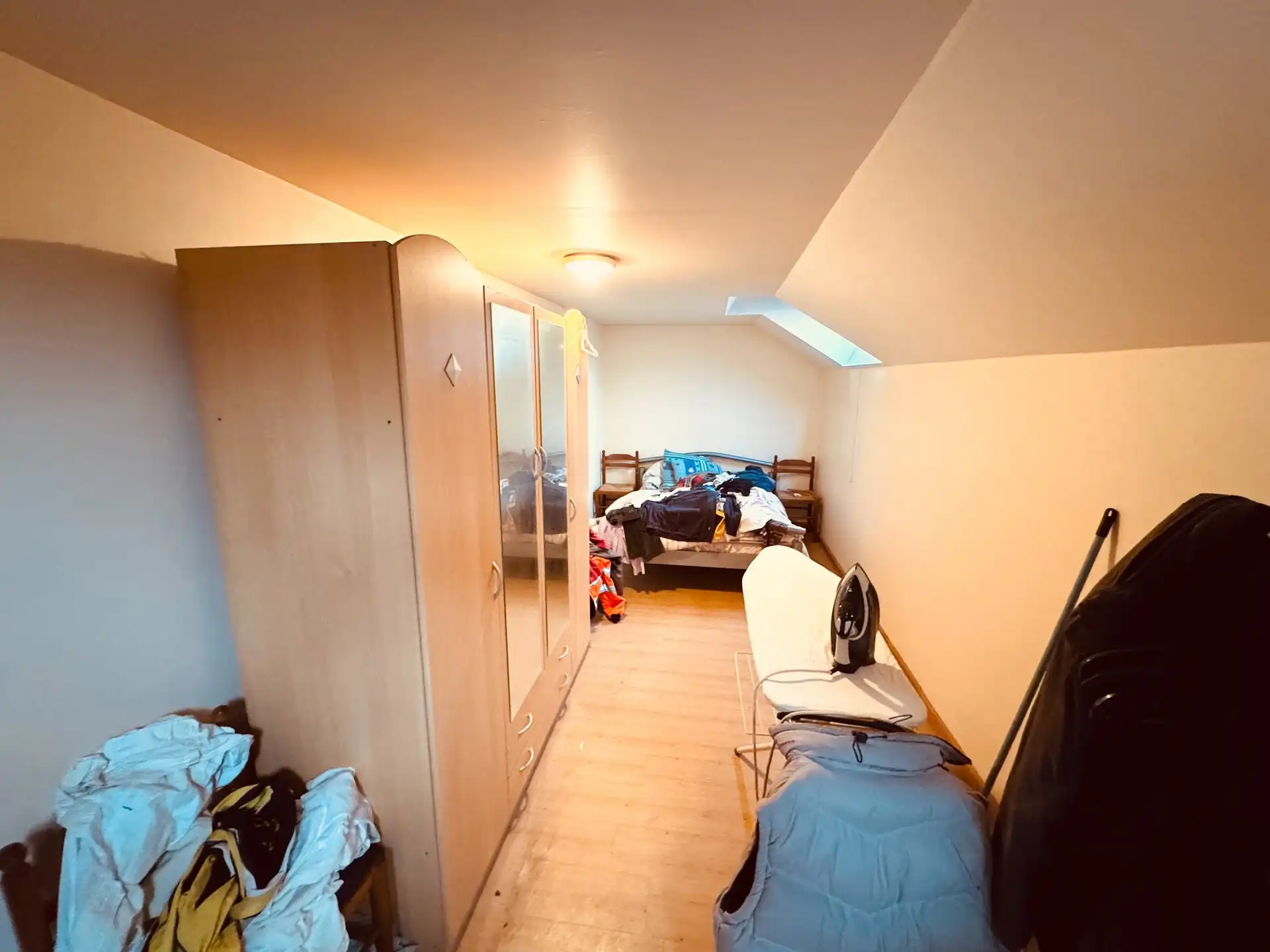 Aangenaam duplex-appartement in Bredene – licht op te frissen naar eigen smaak. foto 7