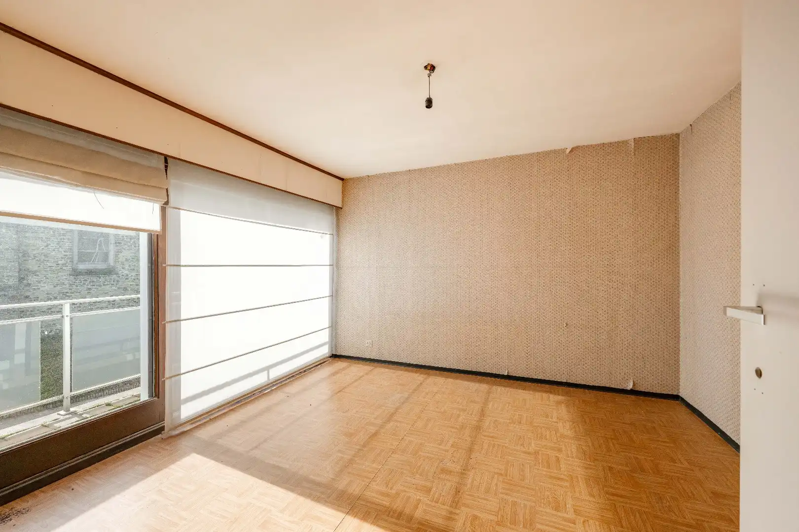 Te renoveren woning met tal van potentieel in centrum Aarsele foto 15