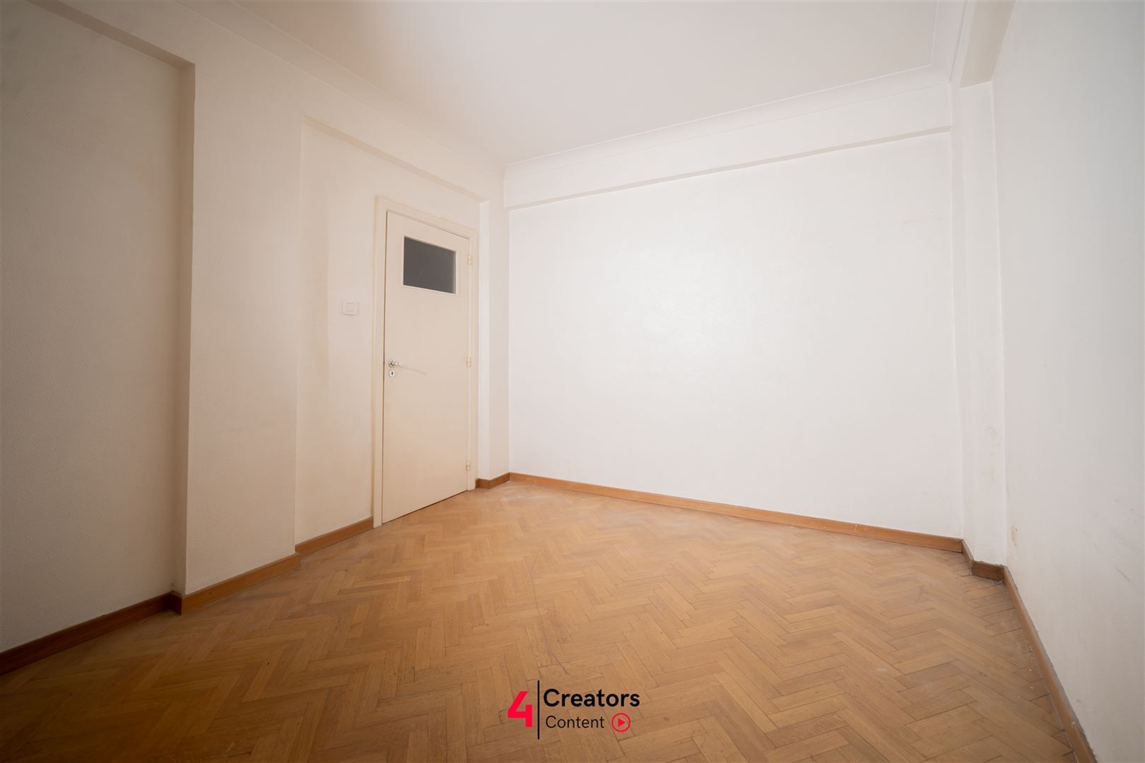 Stijlvol appartement in het bruisende hart van Sint-Niklaas! foto 16