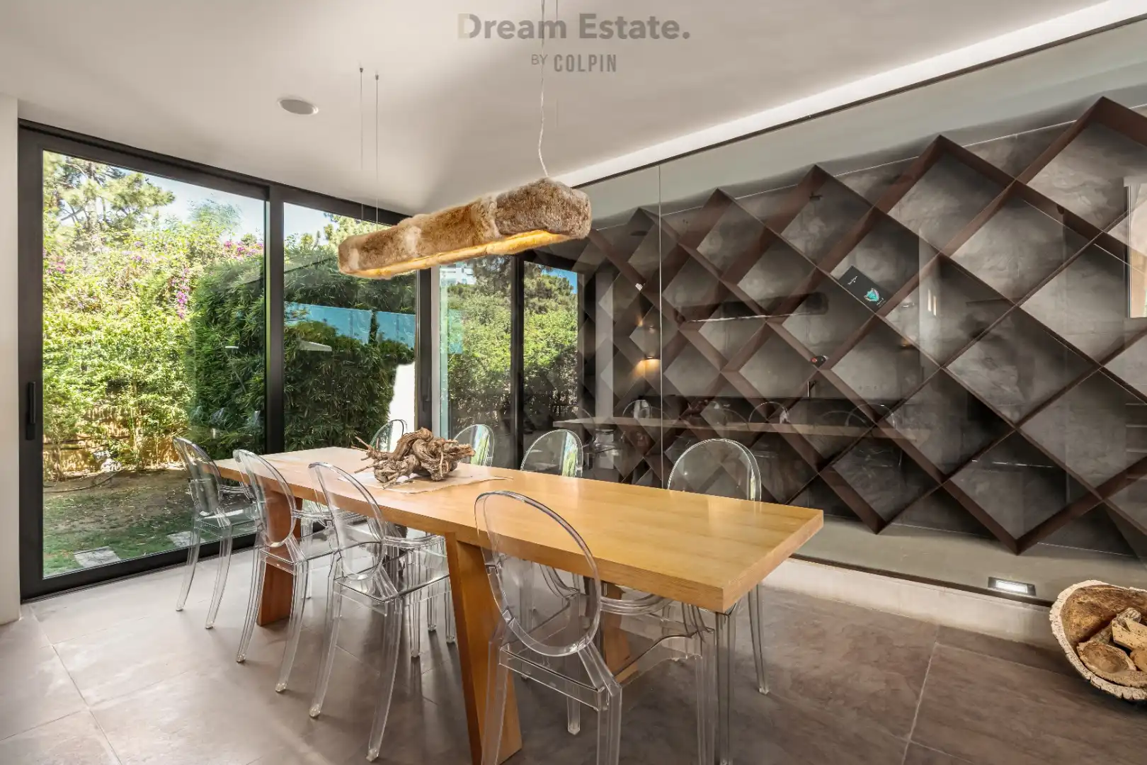 Deze uniek en ultramoderne villa is gelegen te La Reserva De Alcuzcuz, Benahavis. foto 12