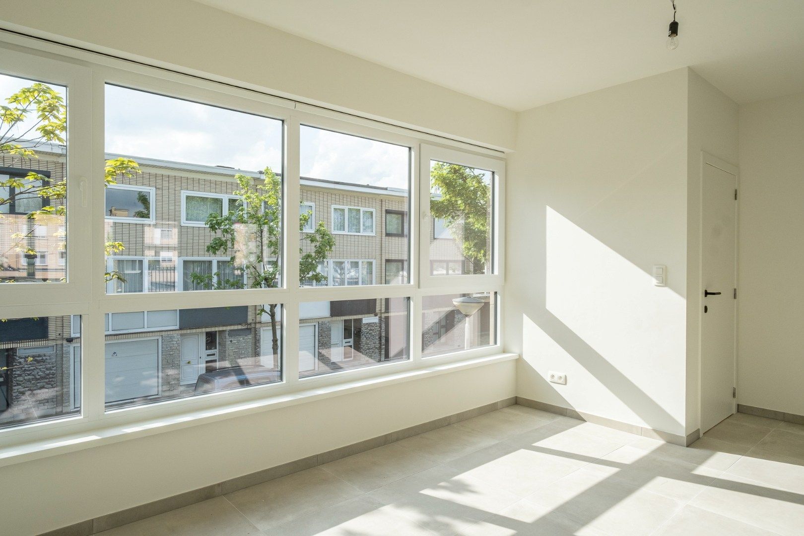 2 slaapkamer appartement met veel lichtinval foto 3