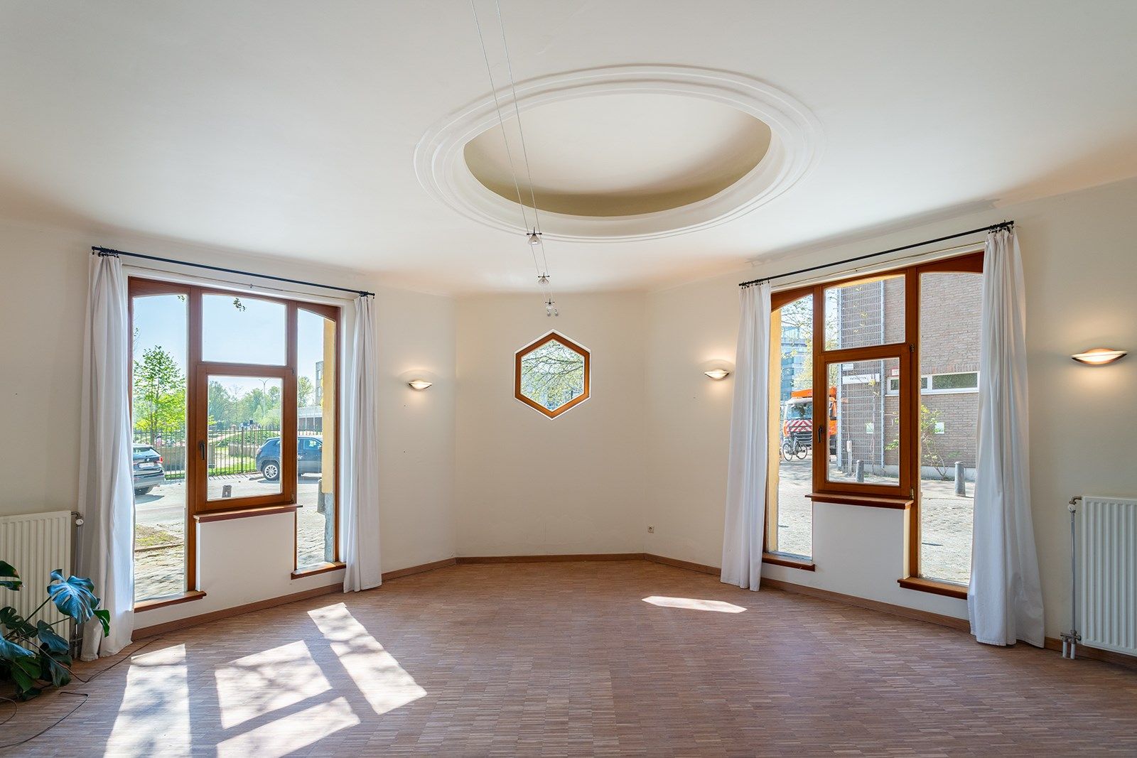 Groen, rust en bereikbaarheid in hartje Oud-Berchem!  foto {{pictureIndex}}