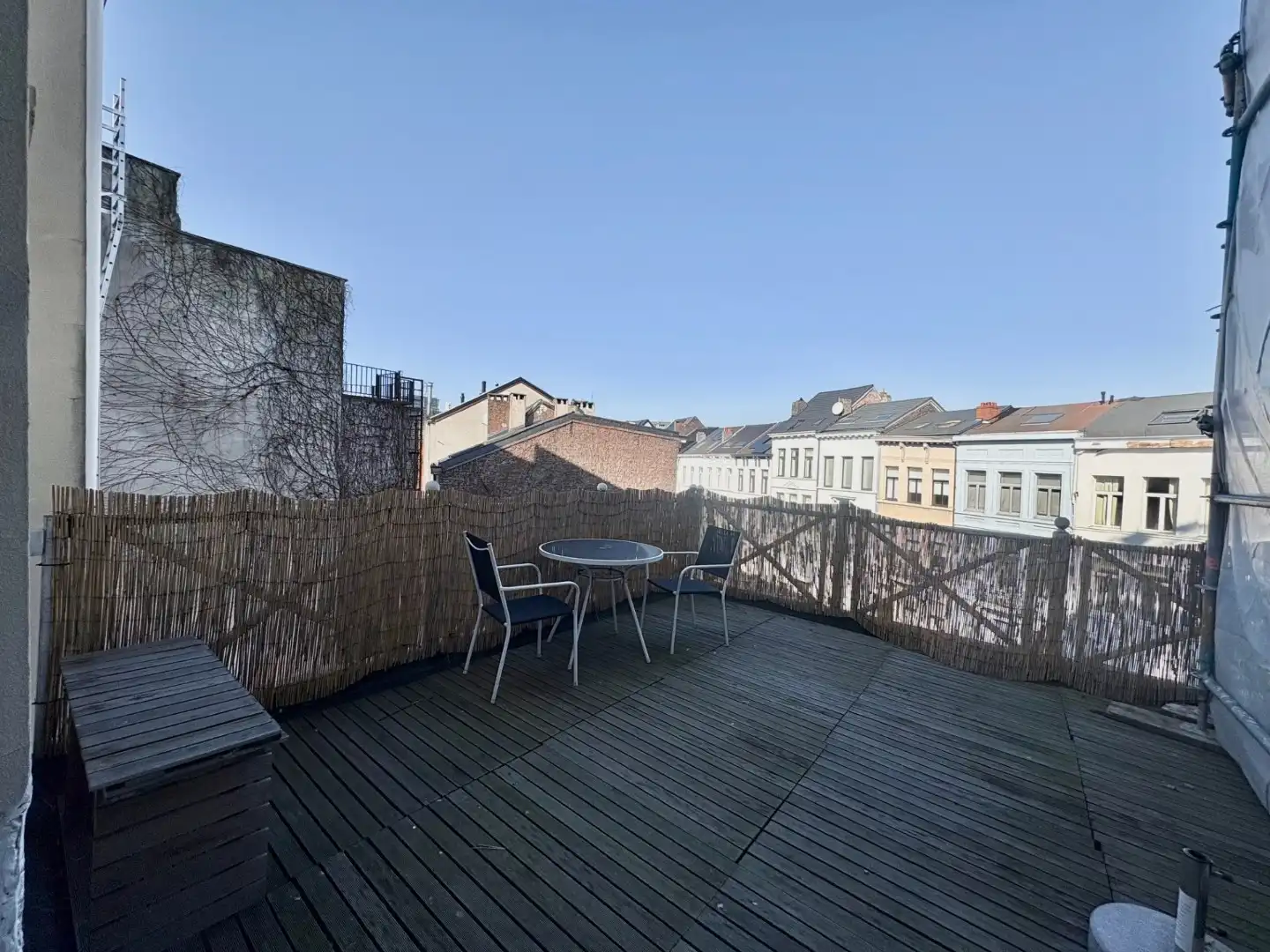 Gemeubeld duplex-appartement met terras in het hart van de stad foto 7