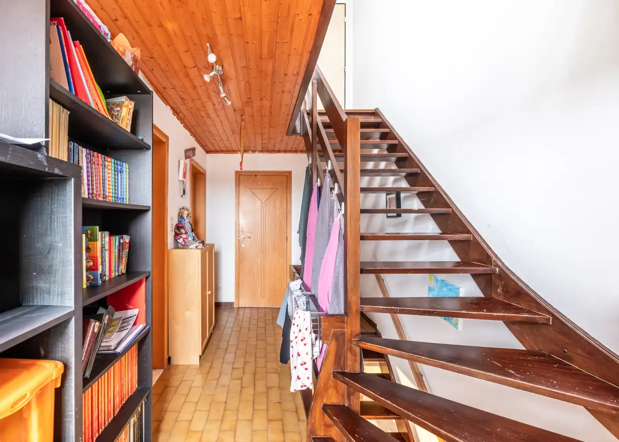 Bel étage, 4 slpk met zonnige tuin en eindeloos potentieel foto 10