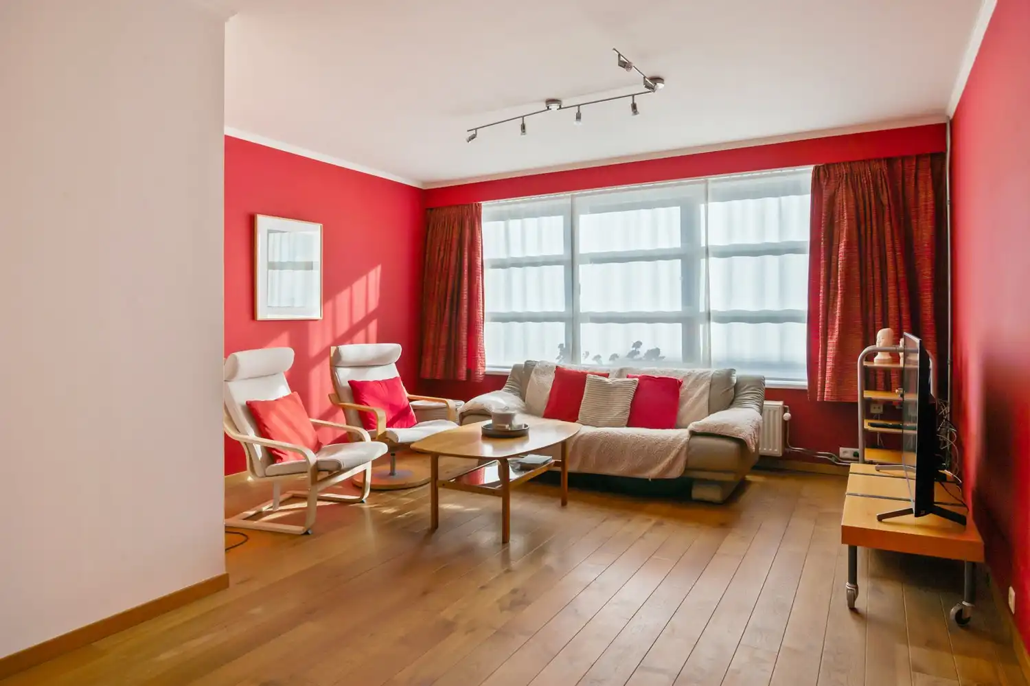 Ruime stadswoning met 4-5 slaapkamers, garage, sauna en buitenruimte! foto 14