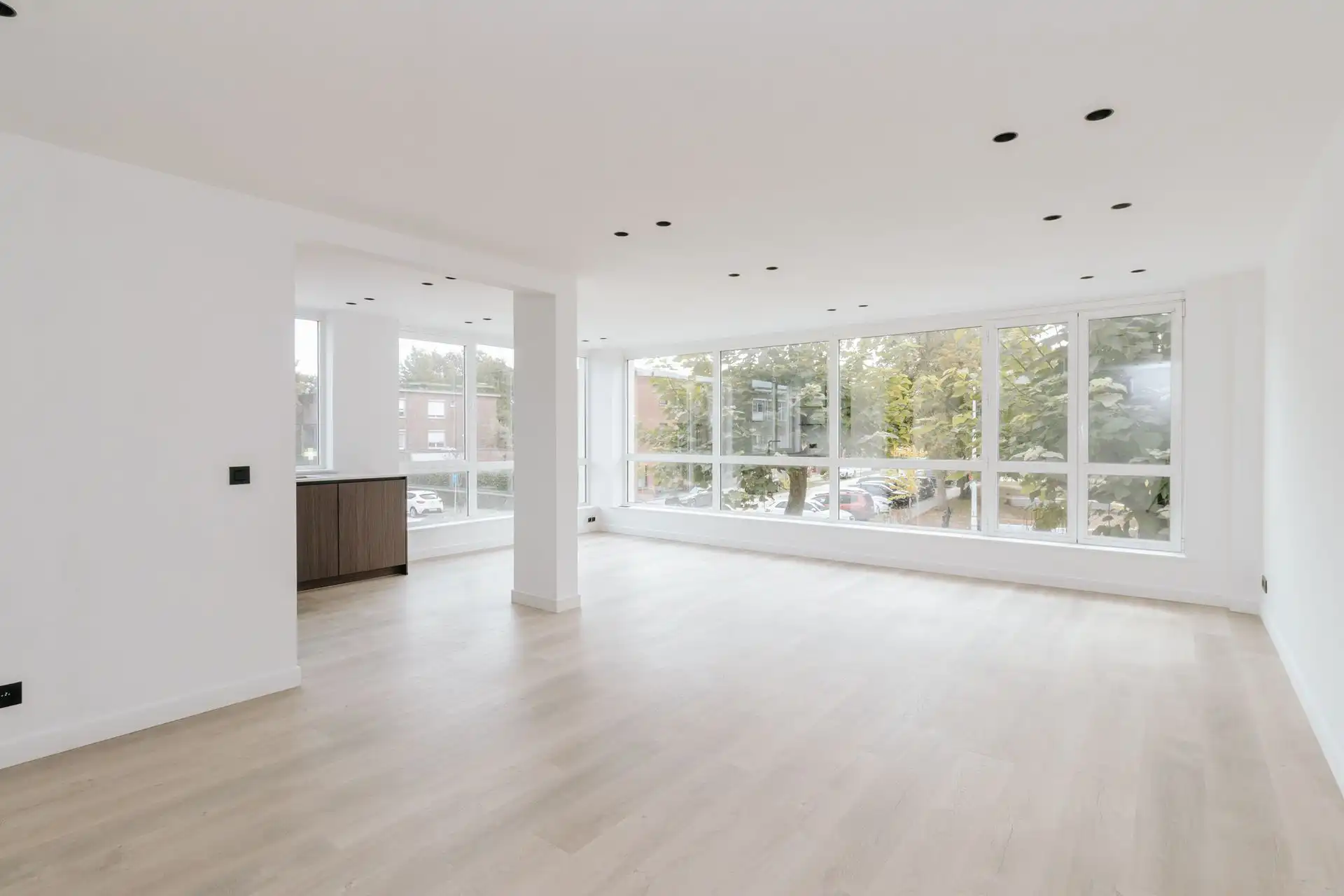 Instapklaar appartement met parking in Gillegomwijk! foto 3