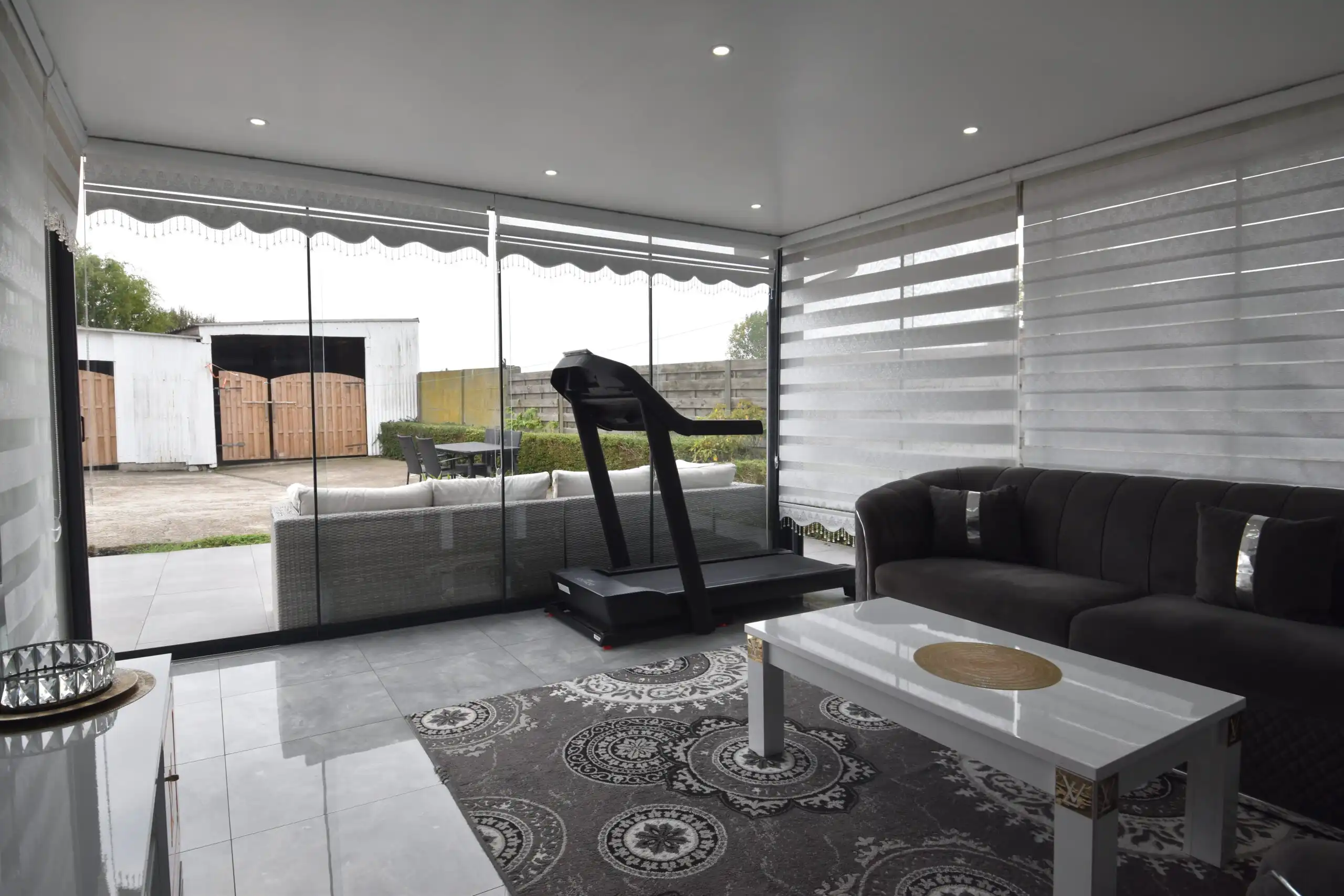 Gezellige woning met garage, veranda en 4 slaapkamers in Nieuwkerken foto 14