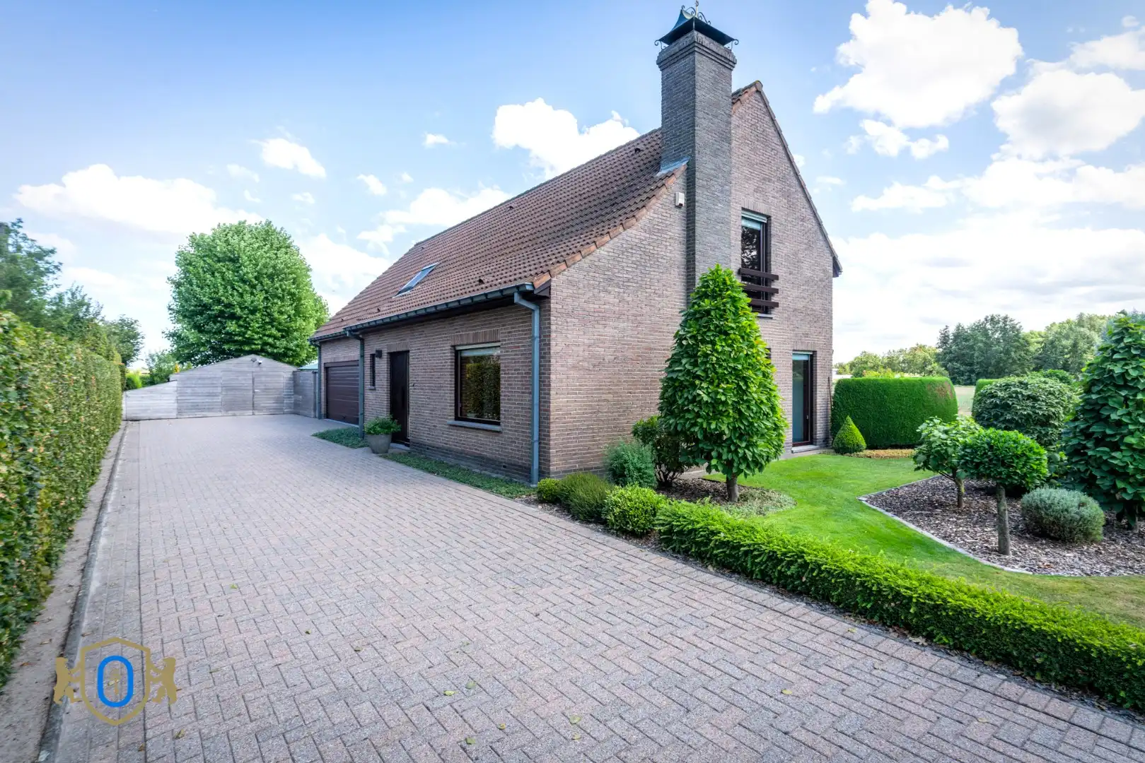 5-slpkr villa met garages en fenomenale tuin foto 3