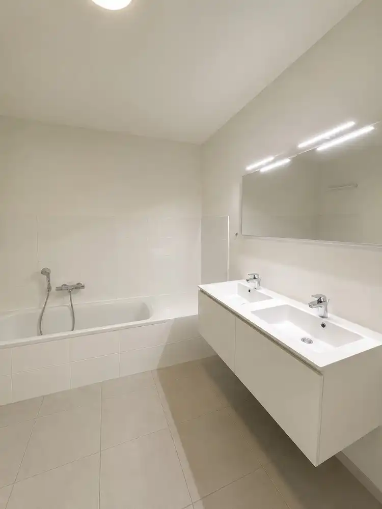 Moderne gezinswoning met 3 slaapkamers, tuin en garage in het hart van Zutendaal foto 9