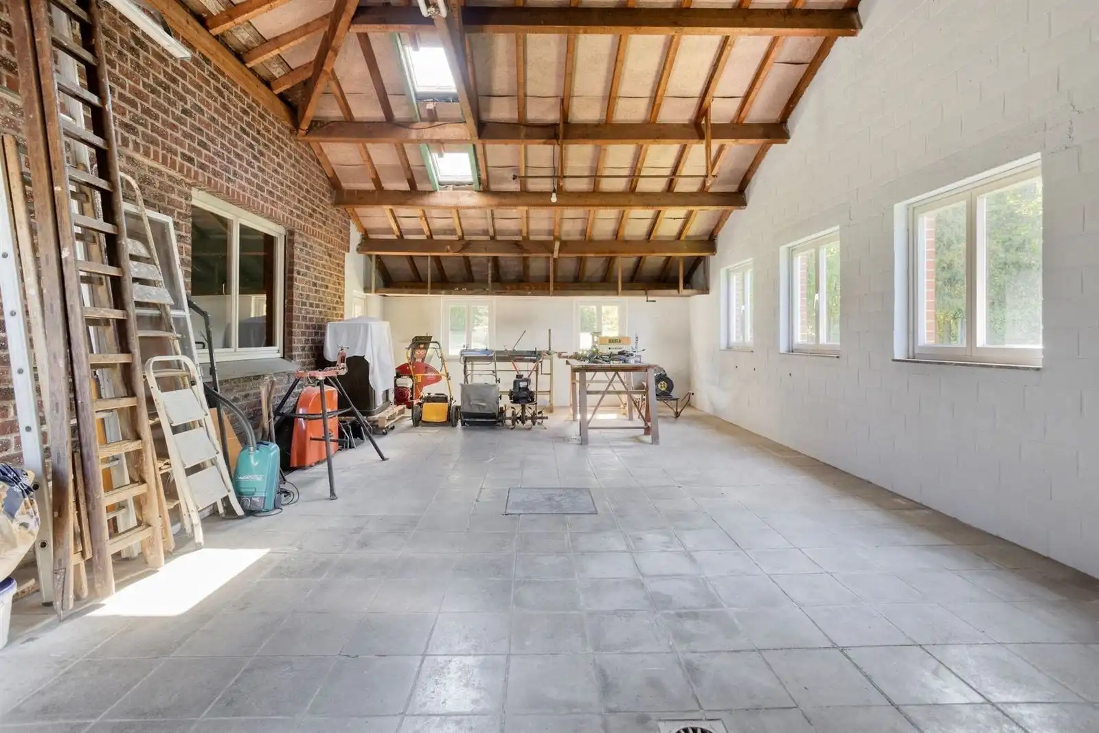 Woning + atelier + weide op een terrein van 59a79ca foto 13
