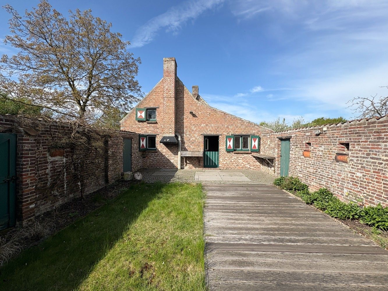 Historische landelijke hoevewoning met grote tuin gebouwd in 1754 foto 11