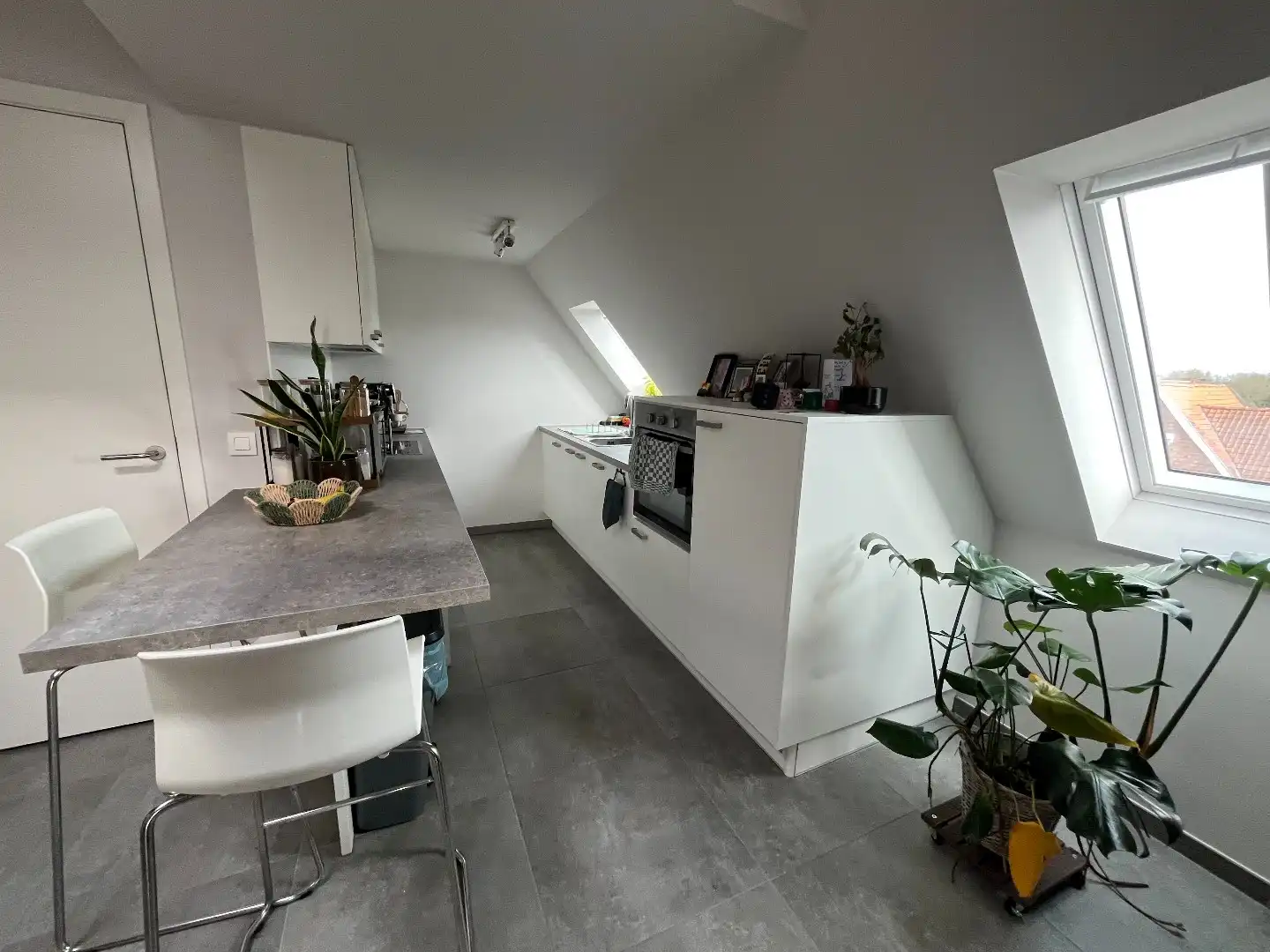 Mooi dakappartement met zonnig terras! foto 3