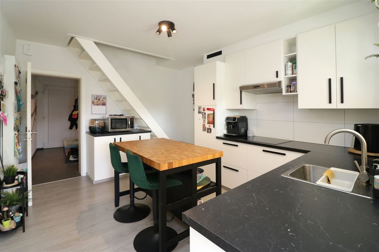 Gerenoveerde woning met tuin op rustige locatie foto 7