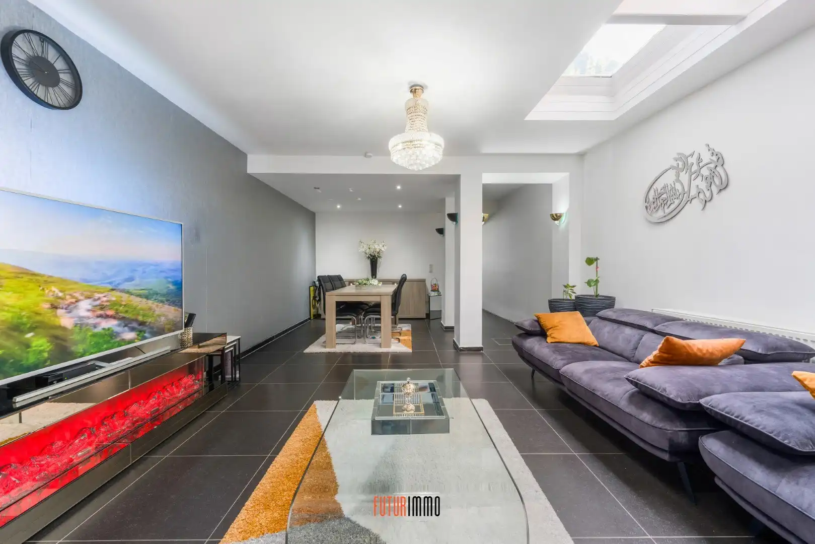 Centraal gelegen 5-slpk woning nabij Frunpark Izegem foto 8