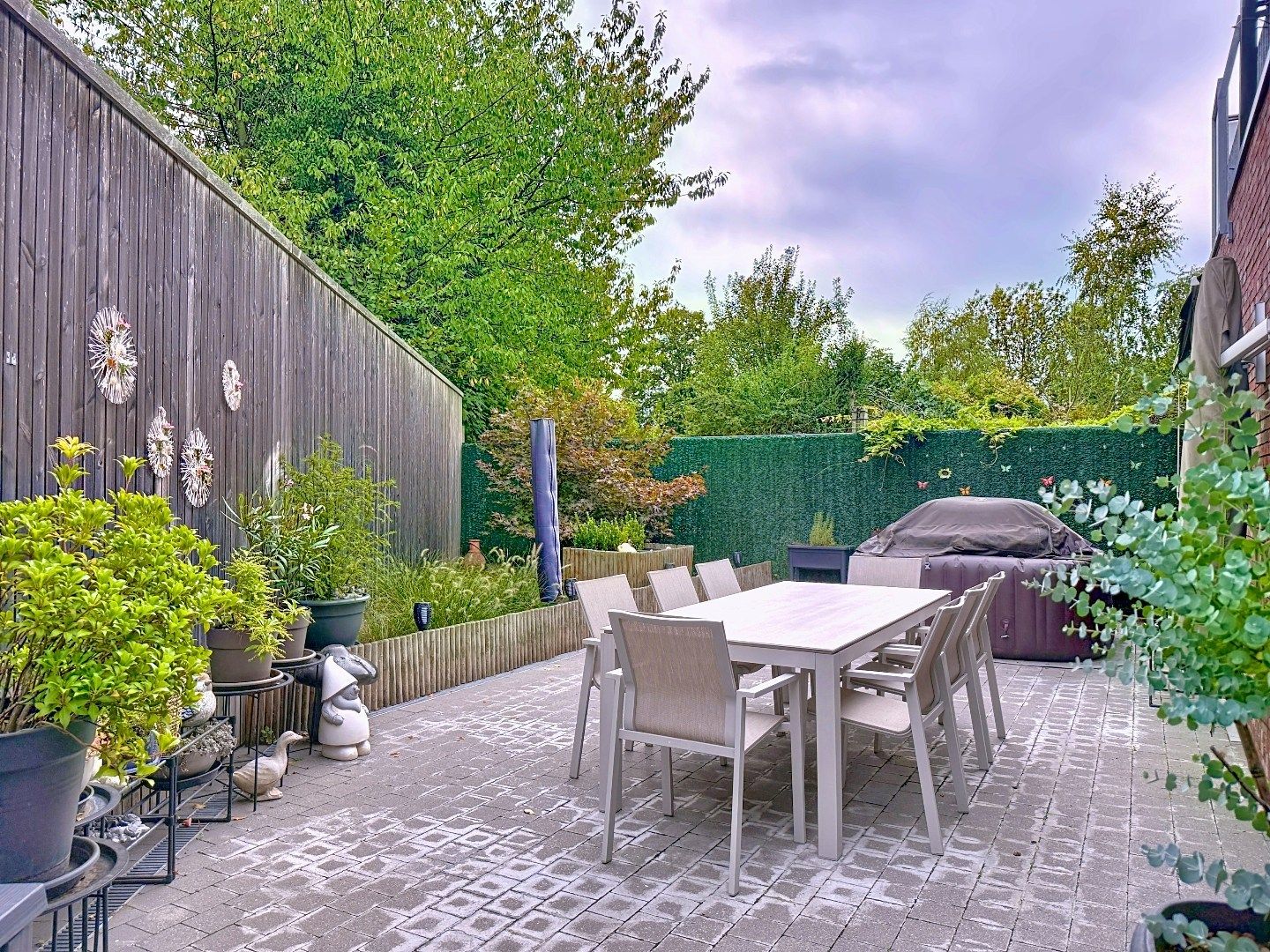 Recent gelijkvloers appartement met royaal terras!  foto {{pictureIndex}}