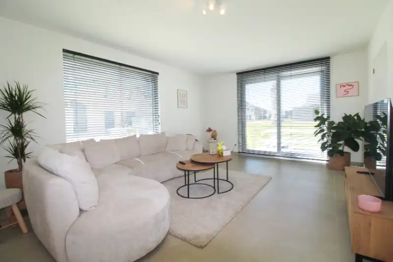 Zeer energiezuinige nieuwbouwwoning te Roeselare foto 3